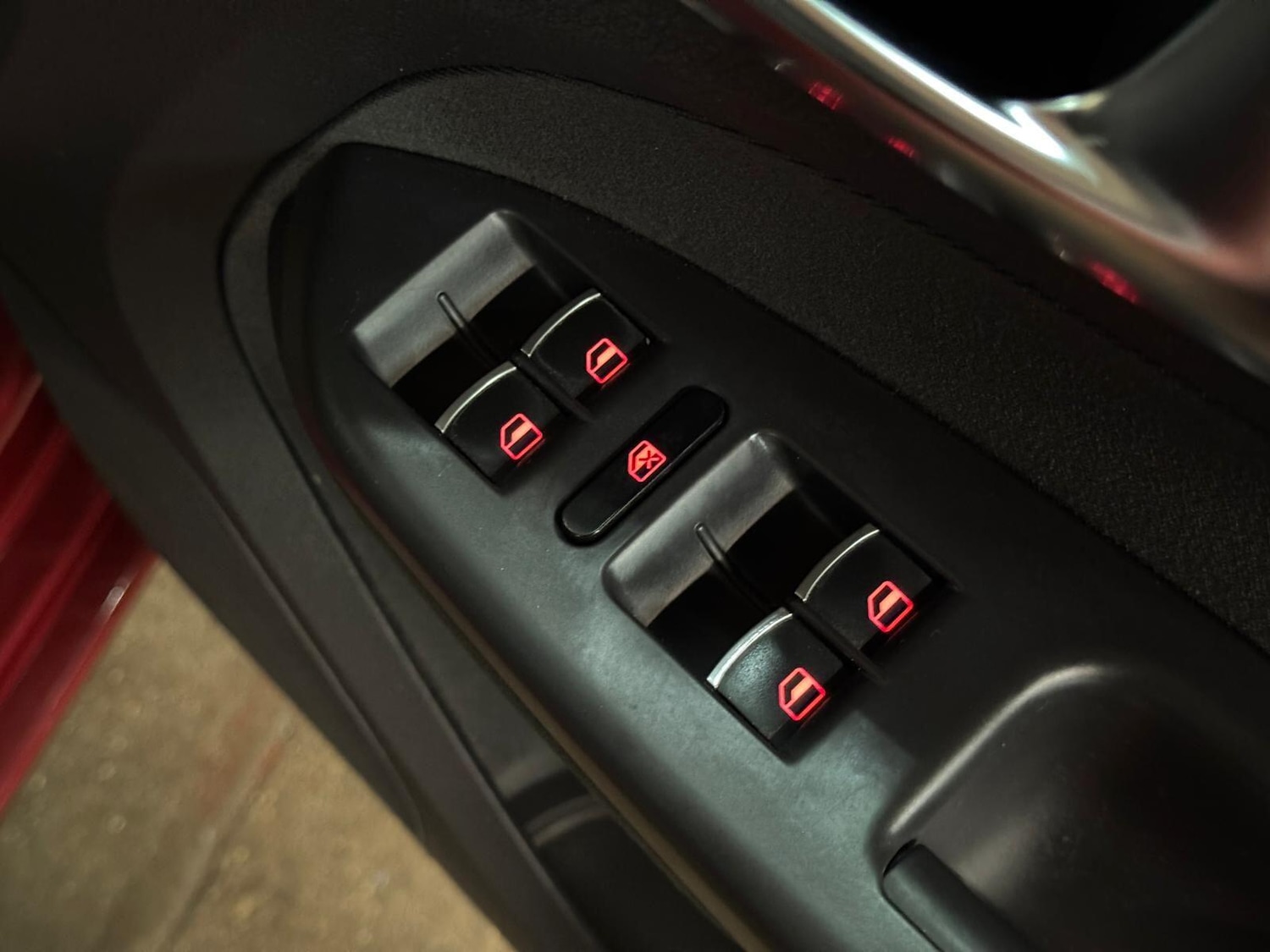 Used Volkswagen Touran for sale - 77926117: Photo 49