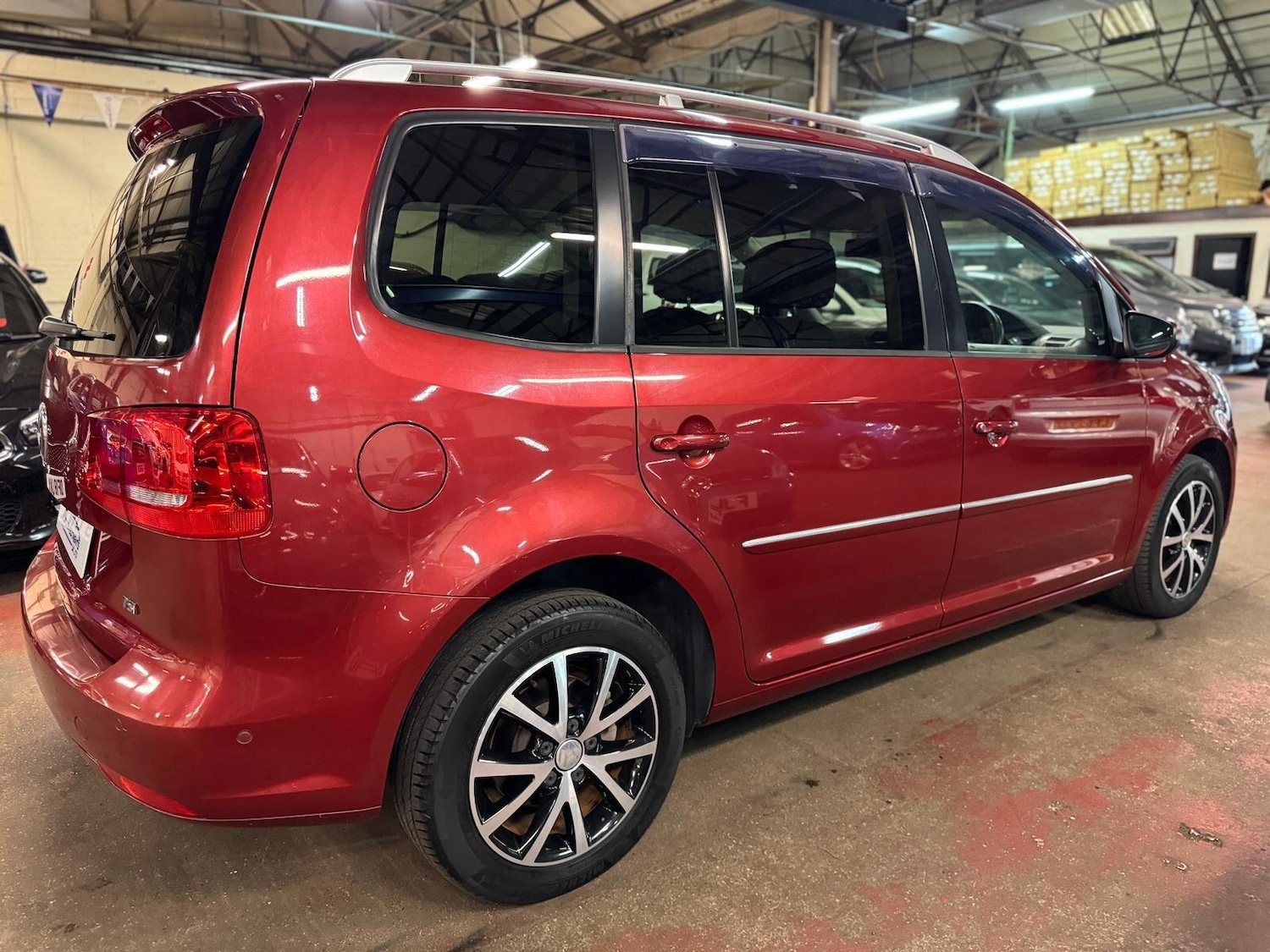 Used Volkswagen Touran for sale - 77926117: Photo 6