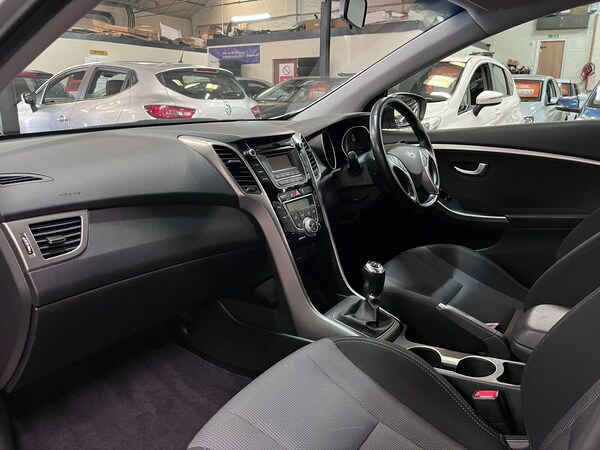 Used Hyundai i30 2014 for sale - 76013656: Photo 20