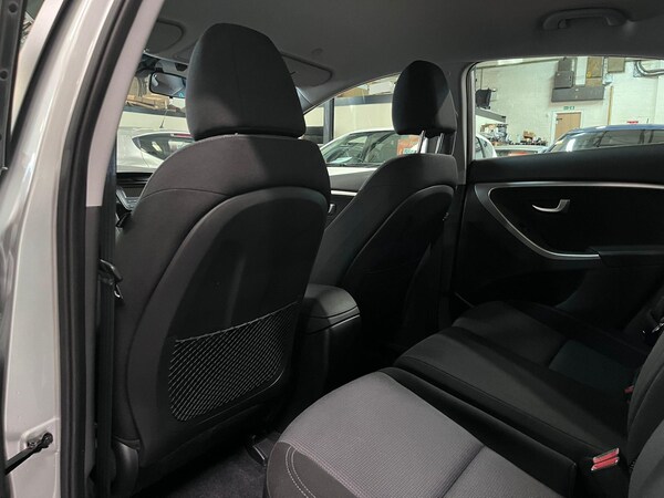 Used Hyundai i30 2014 for sale - 76013656: Photo 25