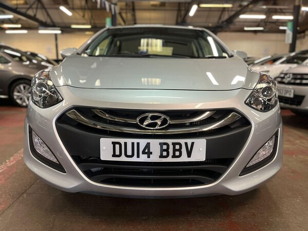 Used Hyundai i30 2014 for sale - 76013656: Photo 2