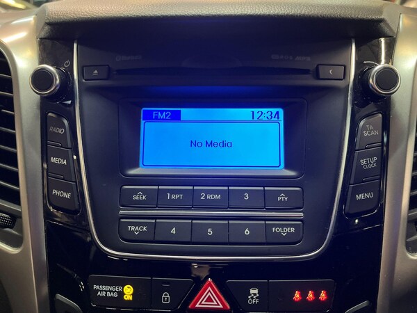 Used Hyundai i30 2014 for sale - 76013656: Photo 30