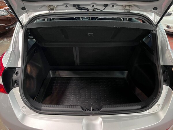 Used Hyundai i30 2014 for sale - 76013656: Photo 39
