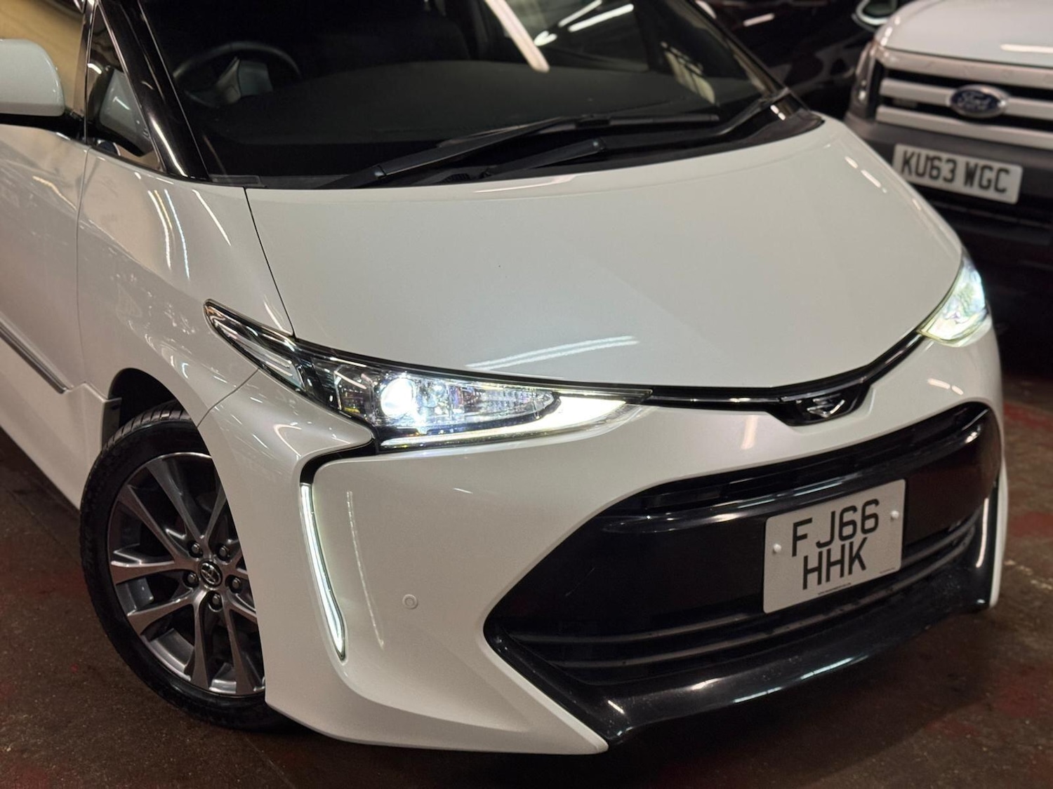 Used Toyota Estima 2025 for sale - 77191333: Photo 11