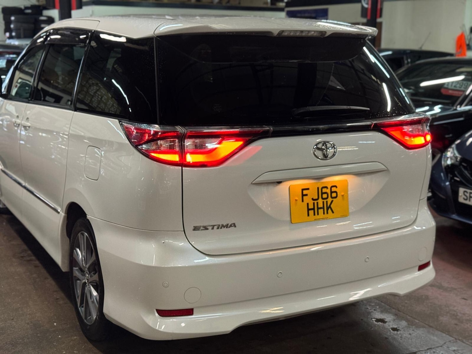 Used Toyota Estima 2025 for sale - 77191333: Photo 12