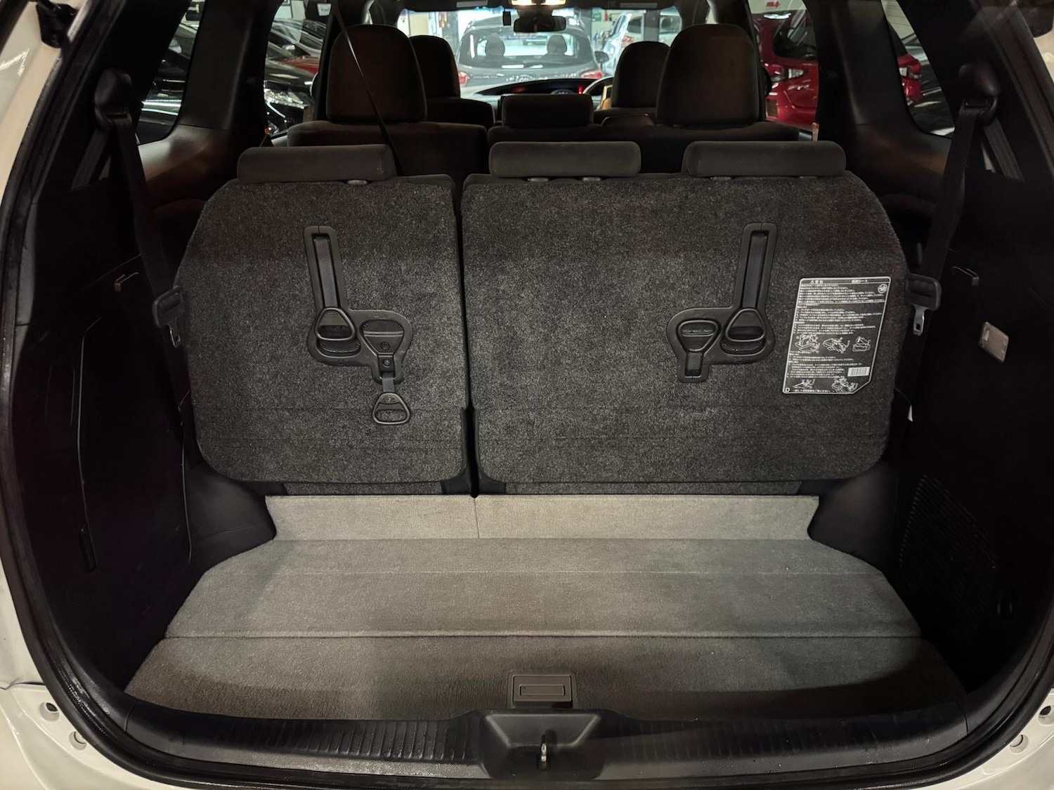 Used Toyota Estima 2025 for sale - 77191333: Photo 16