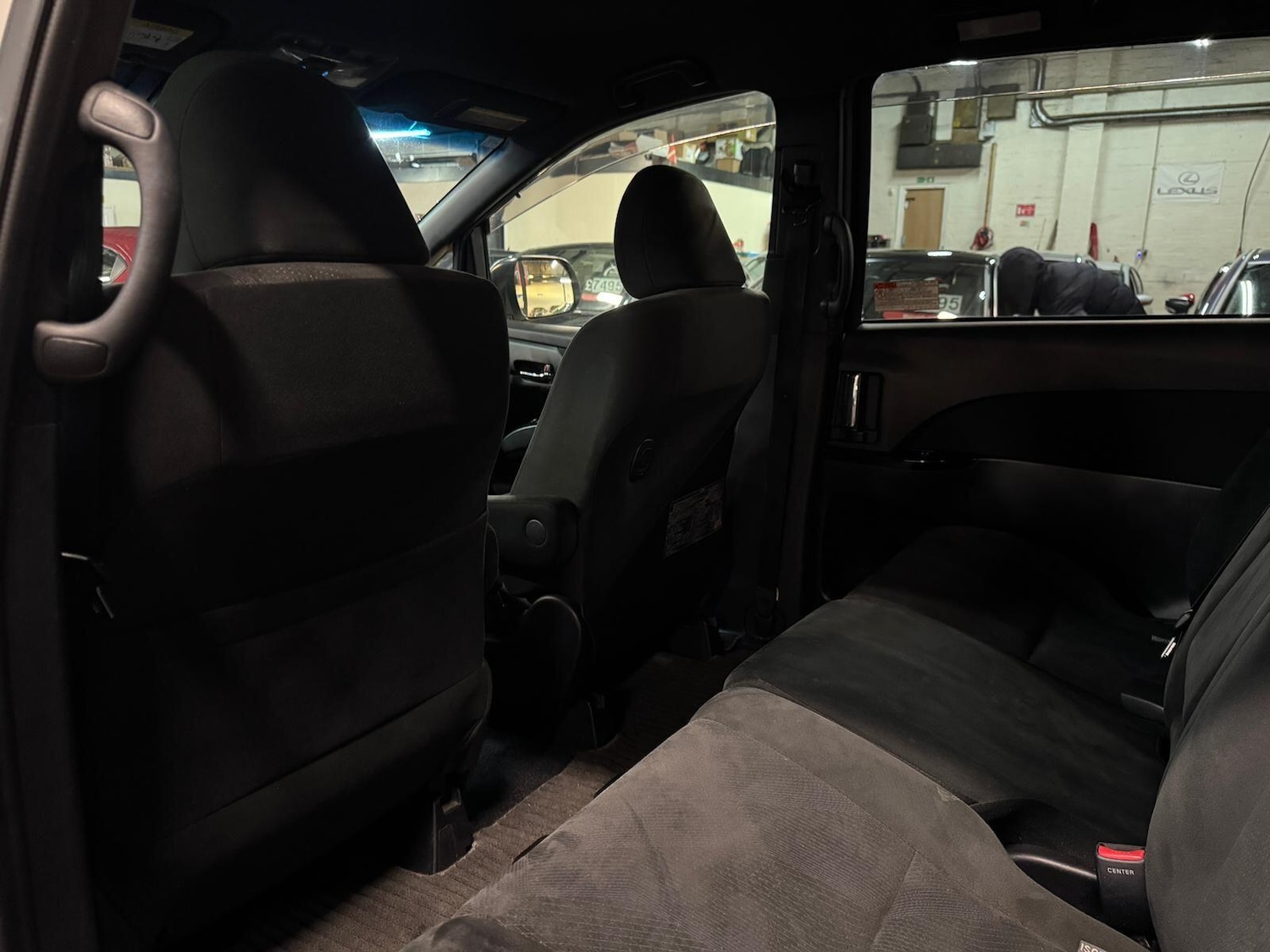 Used Toyota Estima 2025 for sale - 77191333: Photo 30