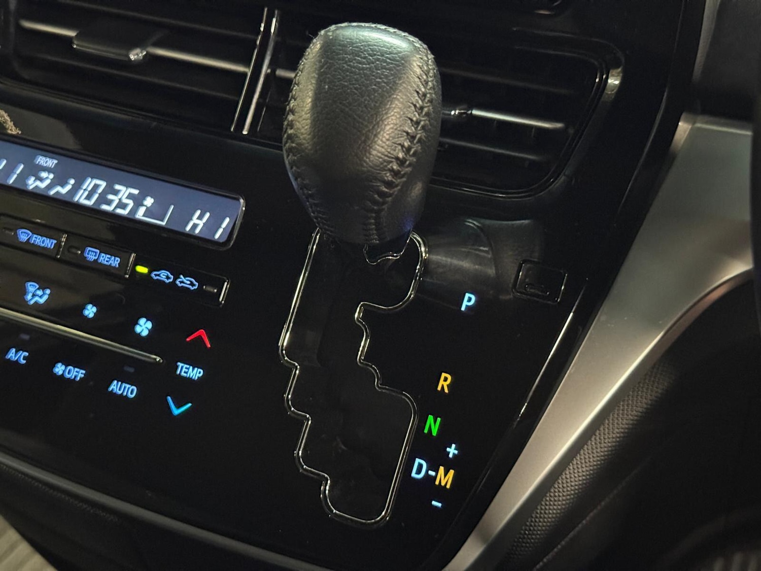 Used Toyota Estima 2025 for sale - 77191333: Photo 45