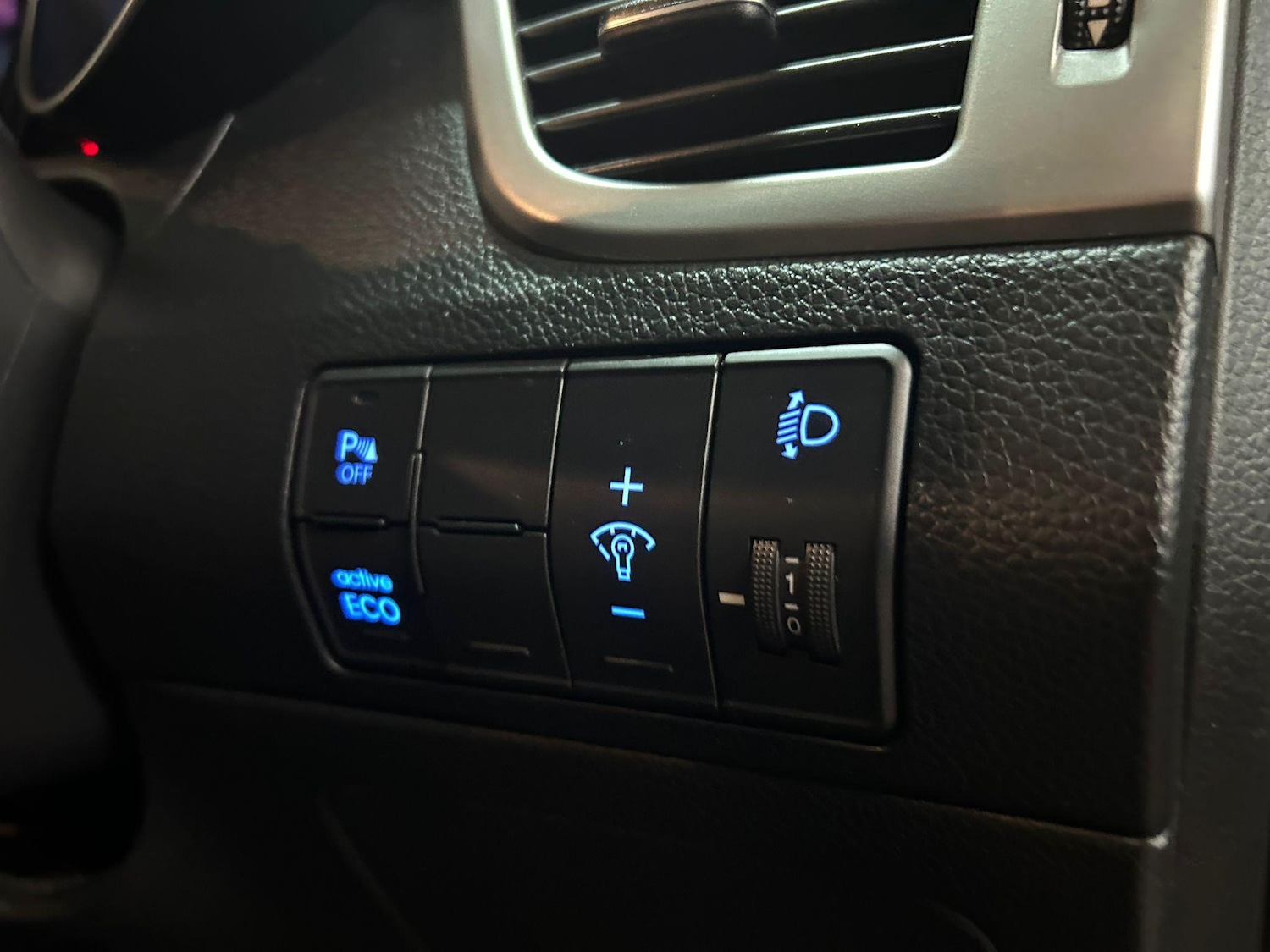 Vehicle 33