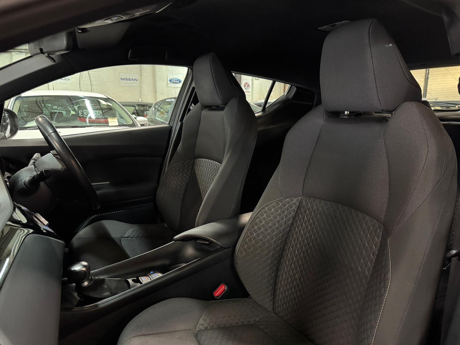 Used Toyota C-HR 2021 for sale - 76167035: Photo 24