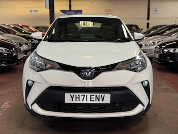Used Toyota C-HR 2021 for sale - 76167035: Photo
