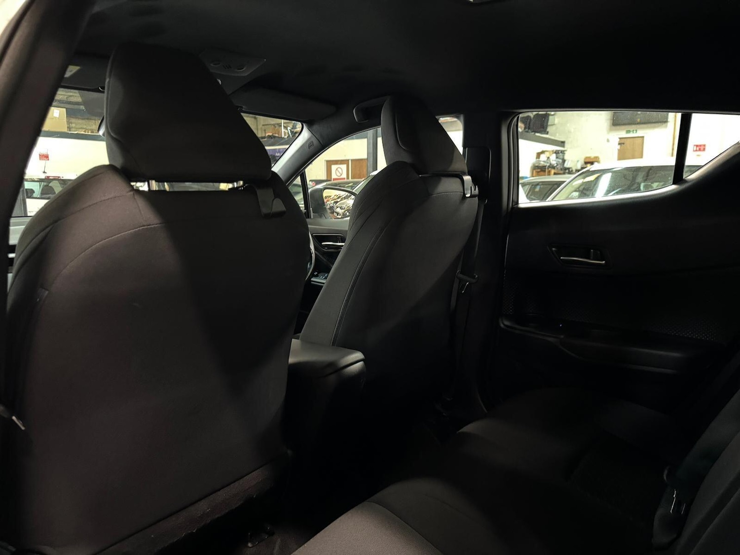 Used Toyota C-HR 2021 for sale - 76167035: Photo 30