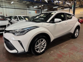 Used Toyota C-HR 2021 for sale - 76167035: Photo
