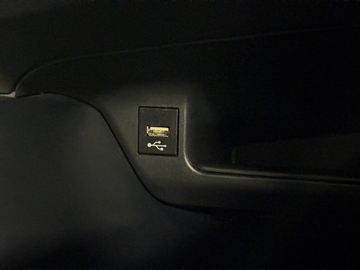 Used Toyota C-HR 2021 for sale - 76167035: Photo 48