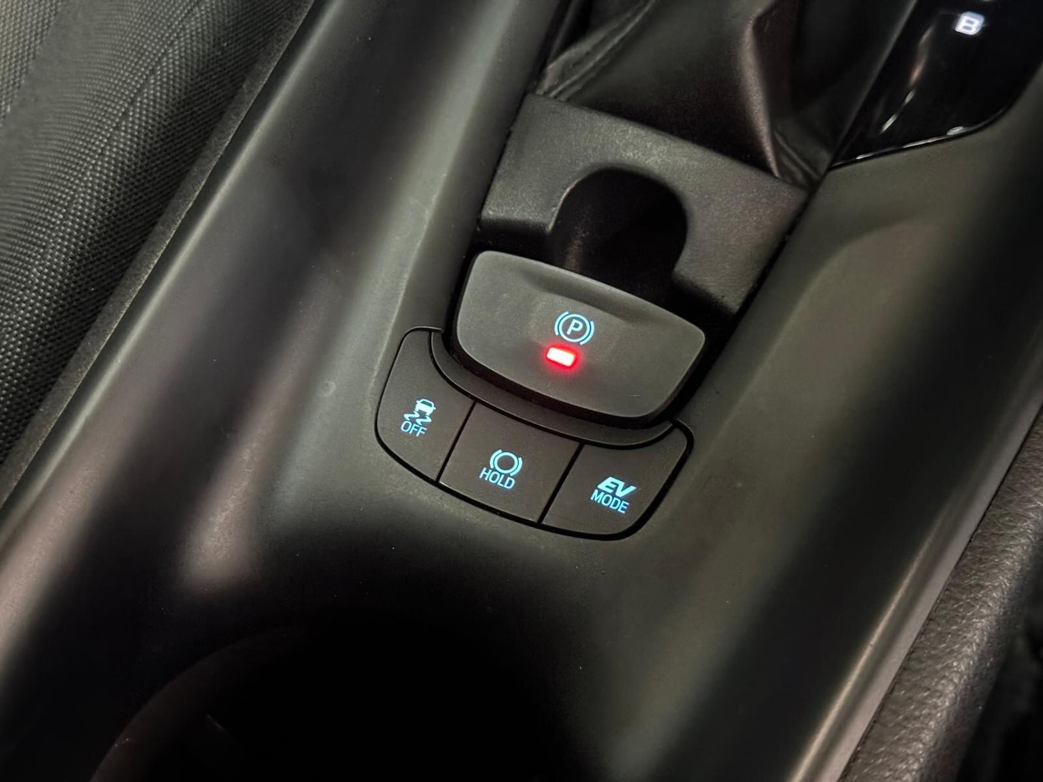 Used Toyota C-HR 2021 for sale - 76167035: Photo 50