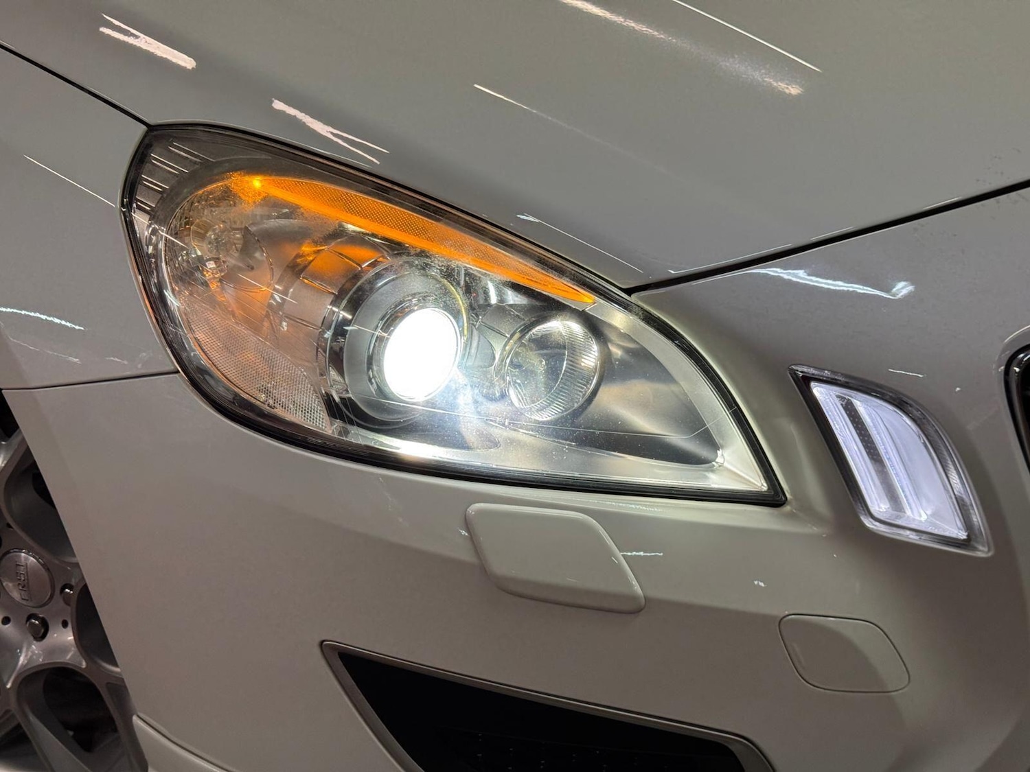 Used Volvo V60 for sale - 77695992: Photo 10