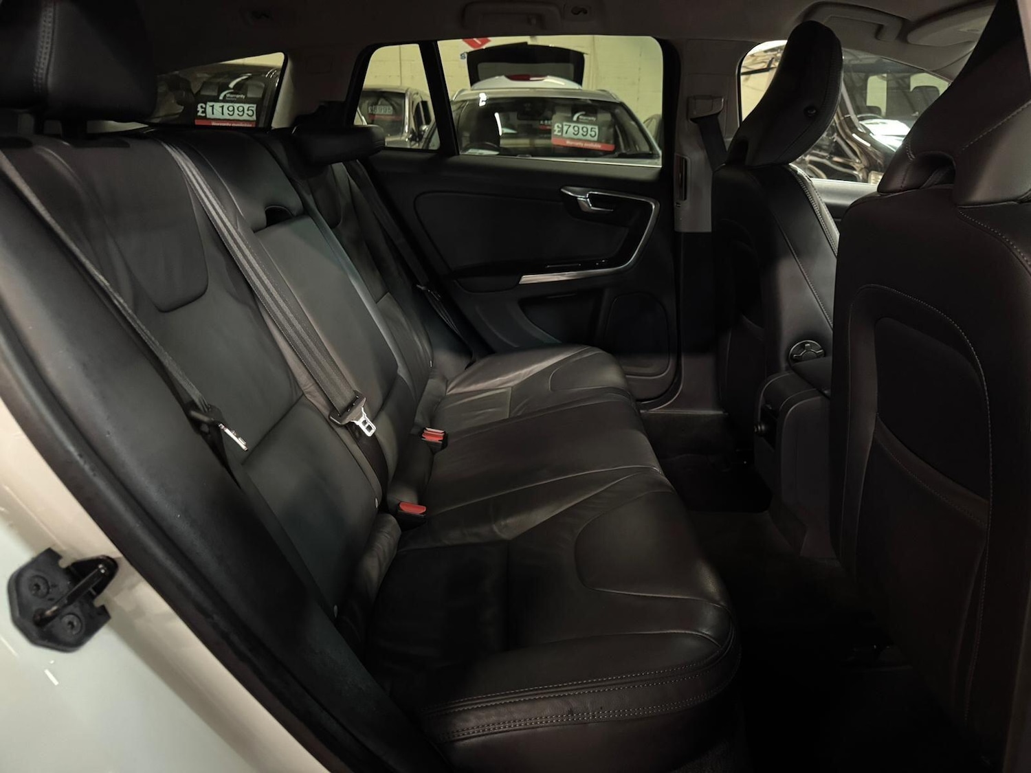 Used Volvo V60 for sale - 77695992: Photo 26