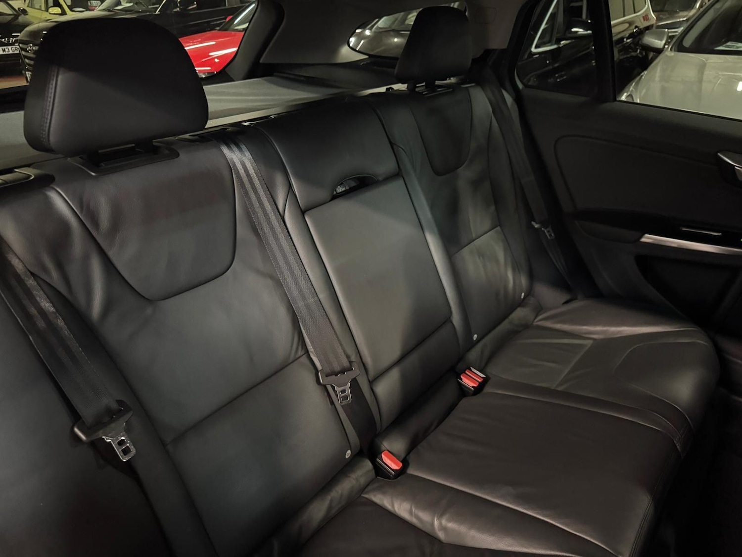 Used Volvo V60 for sale - 77695992: Photo 27