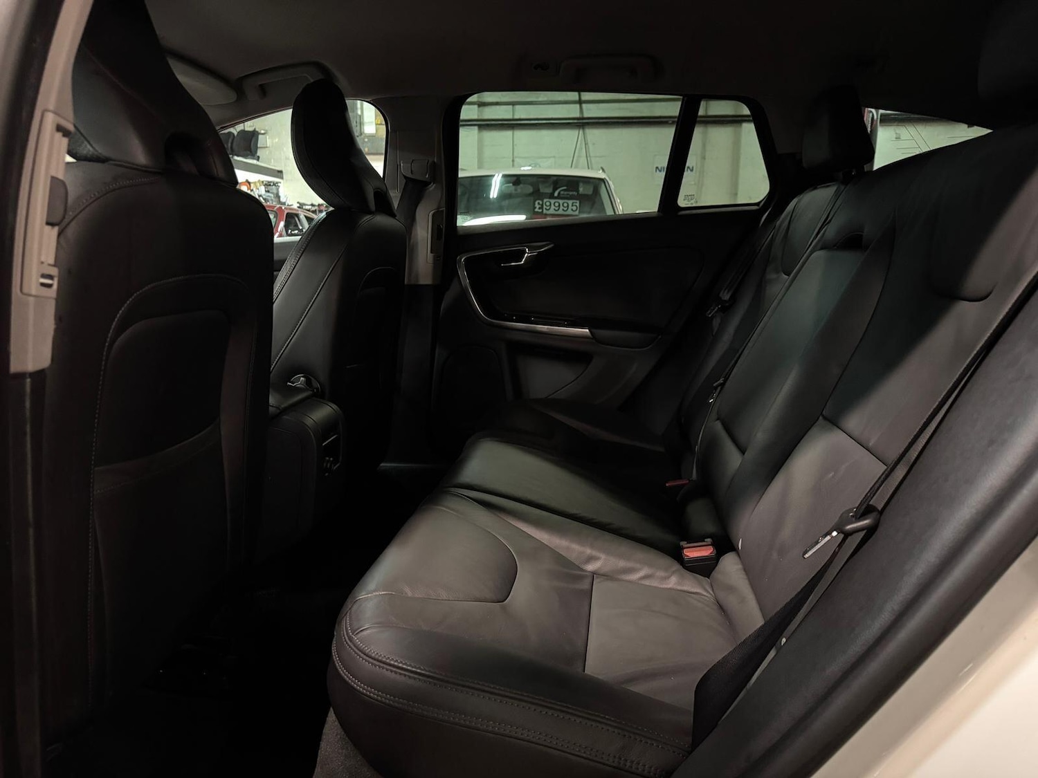 Used Volvo V60 for sale - 77695992: Photo 29