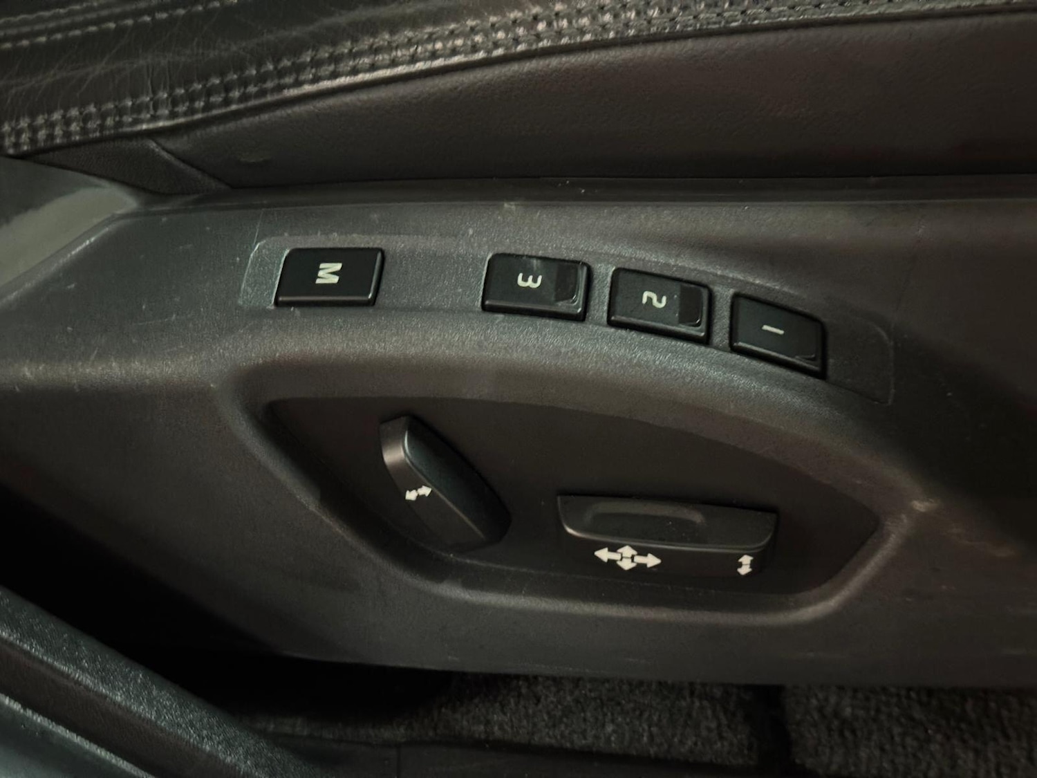 Used Volvo V60 for sale - 77695992: Photo 44