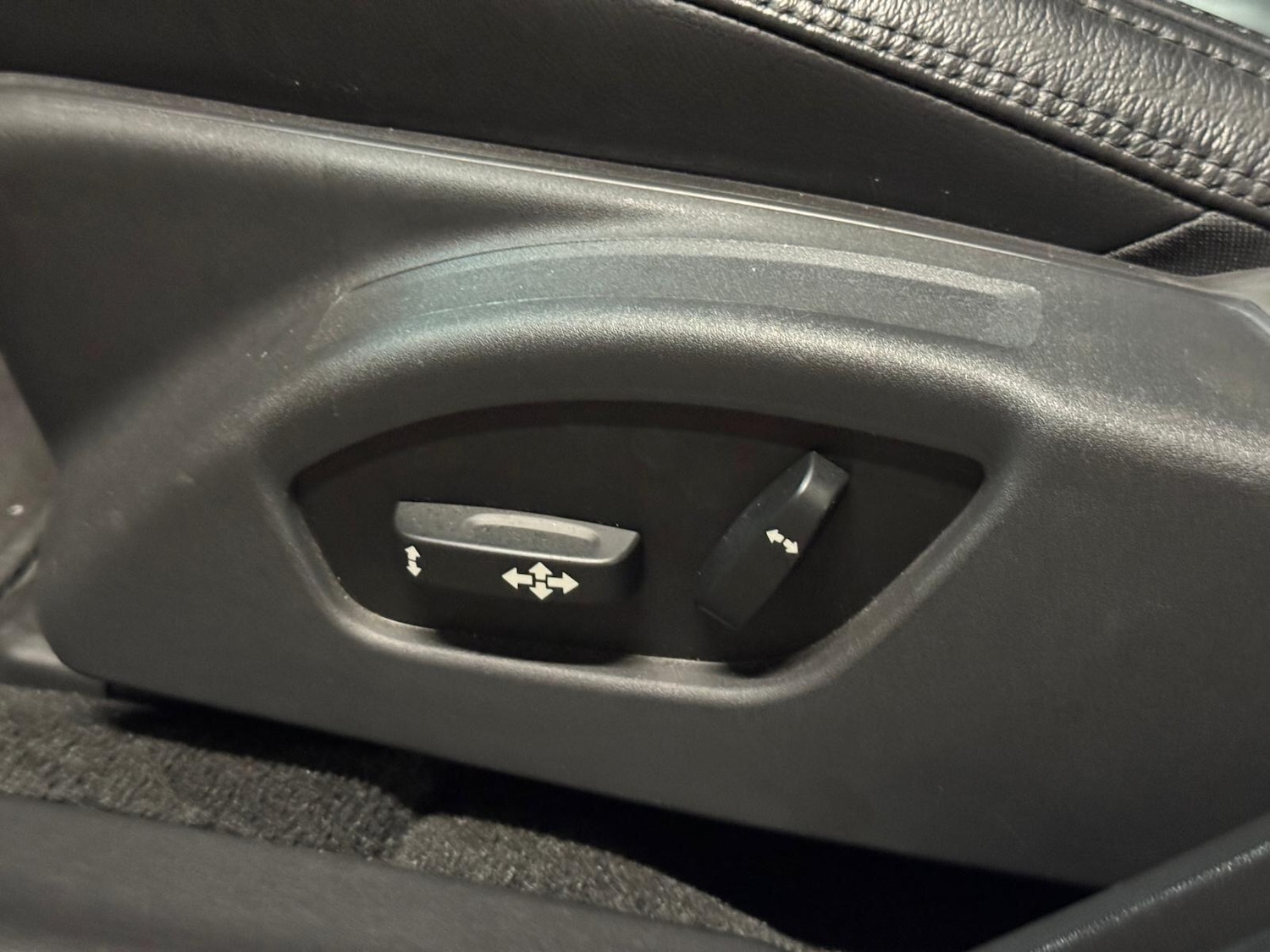 Used Volvo V60 for sale - 77695992: Photo 45