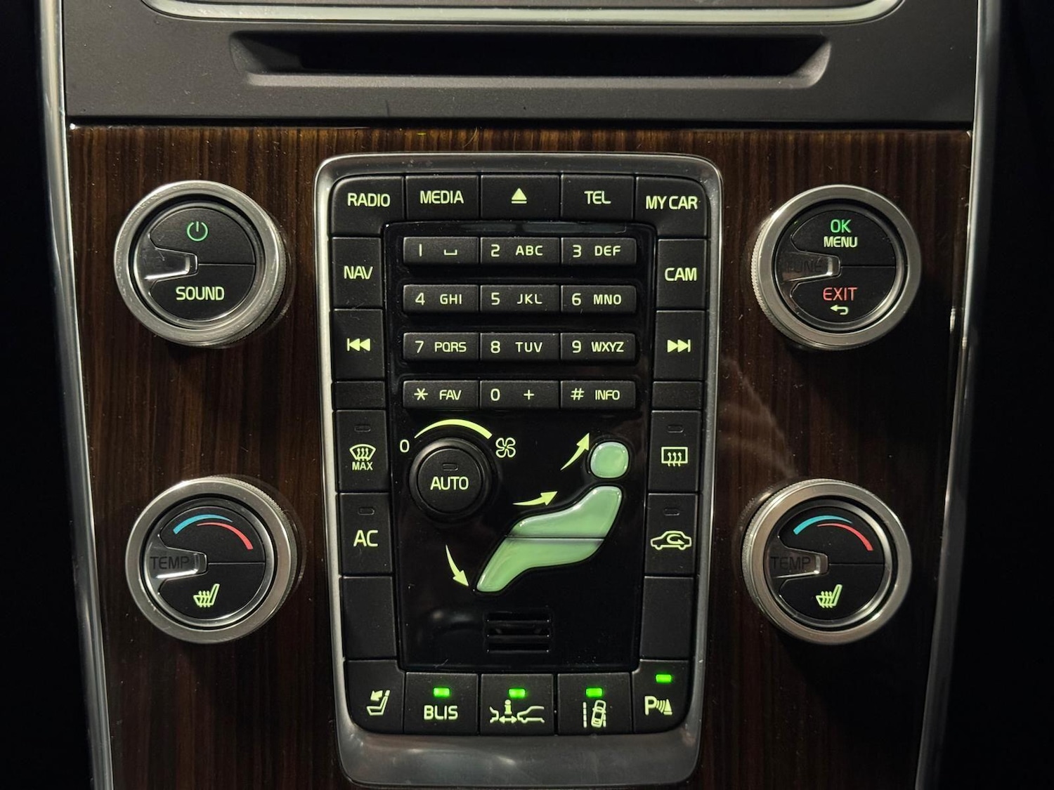 Used Volvo V60 for sale - 77695992: Photo 52