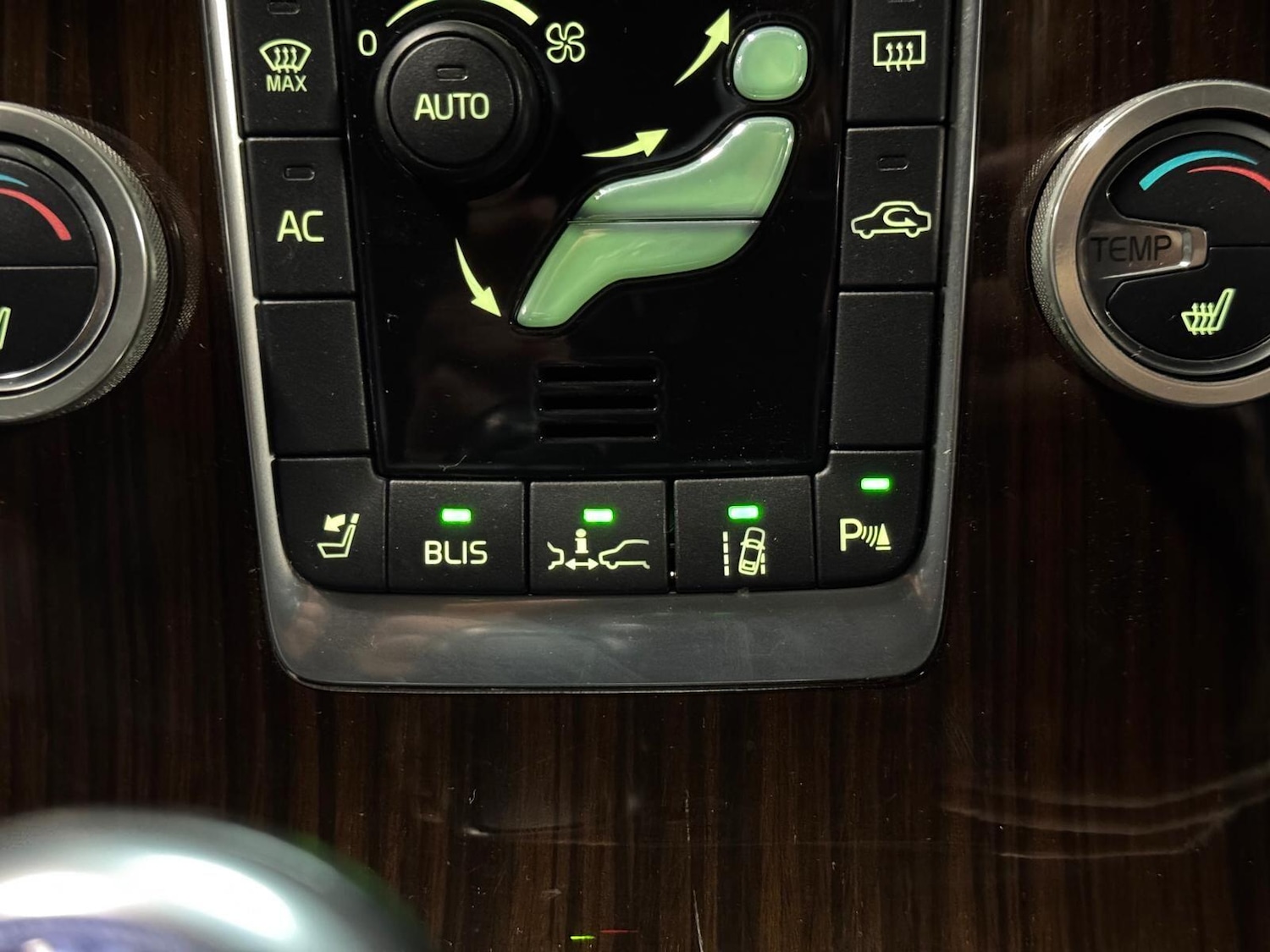 Used Volvo V60 for sale - 77695992: Photo 53