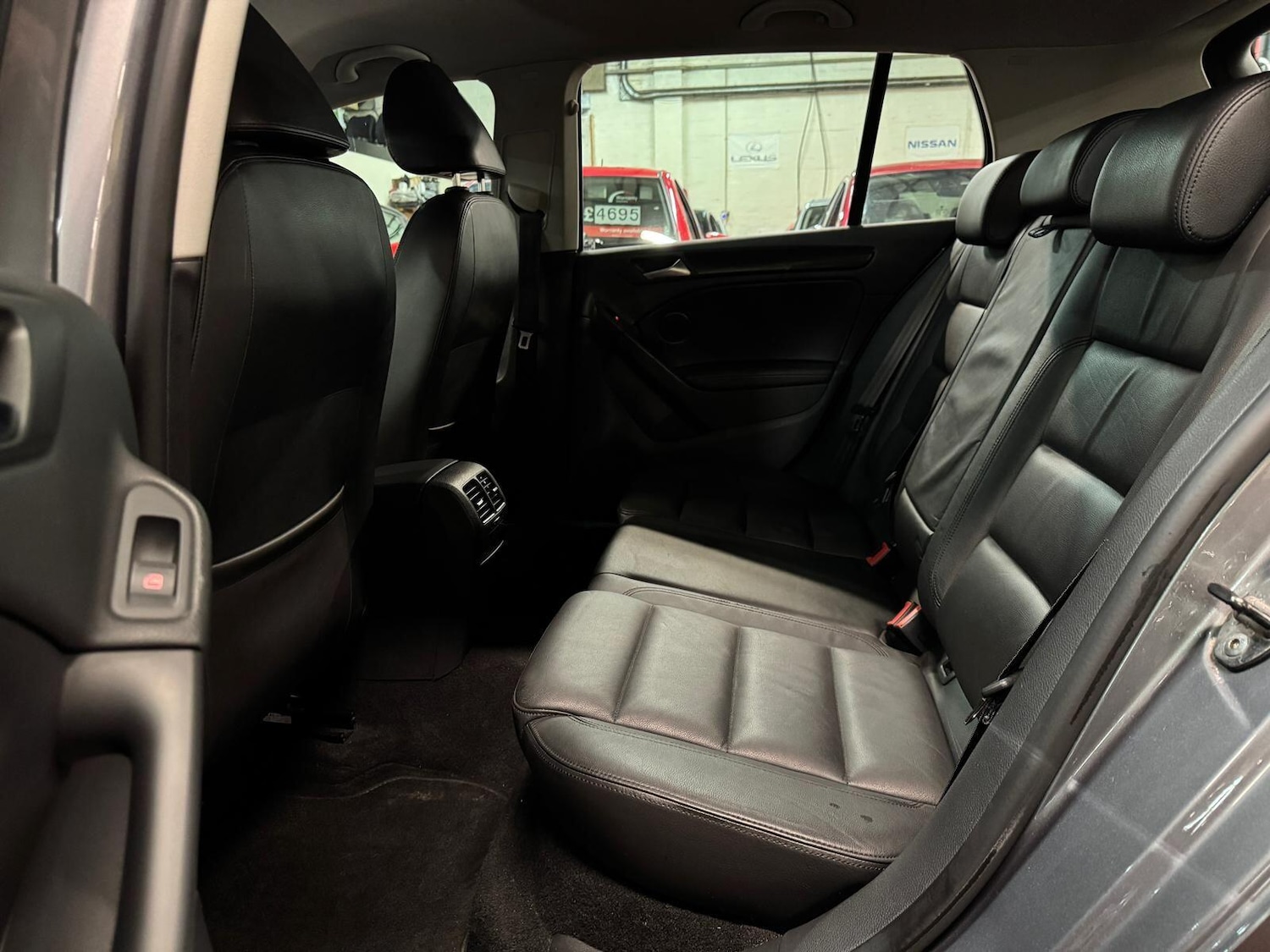 Used Volkswagen Golf 2012 for sale - 77291888: Photo 28