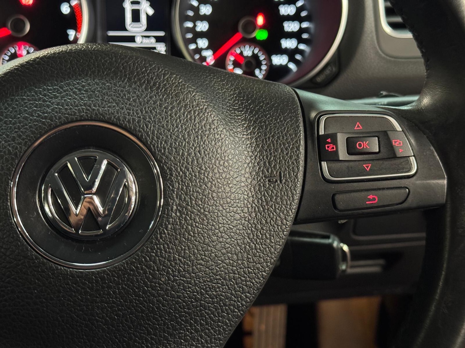 Used Volkswagen Golf 2012 for sale - 77291888: Photo 35