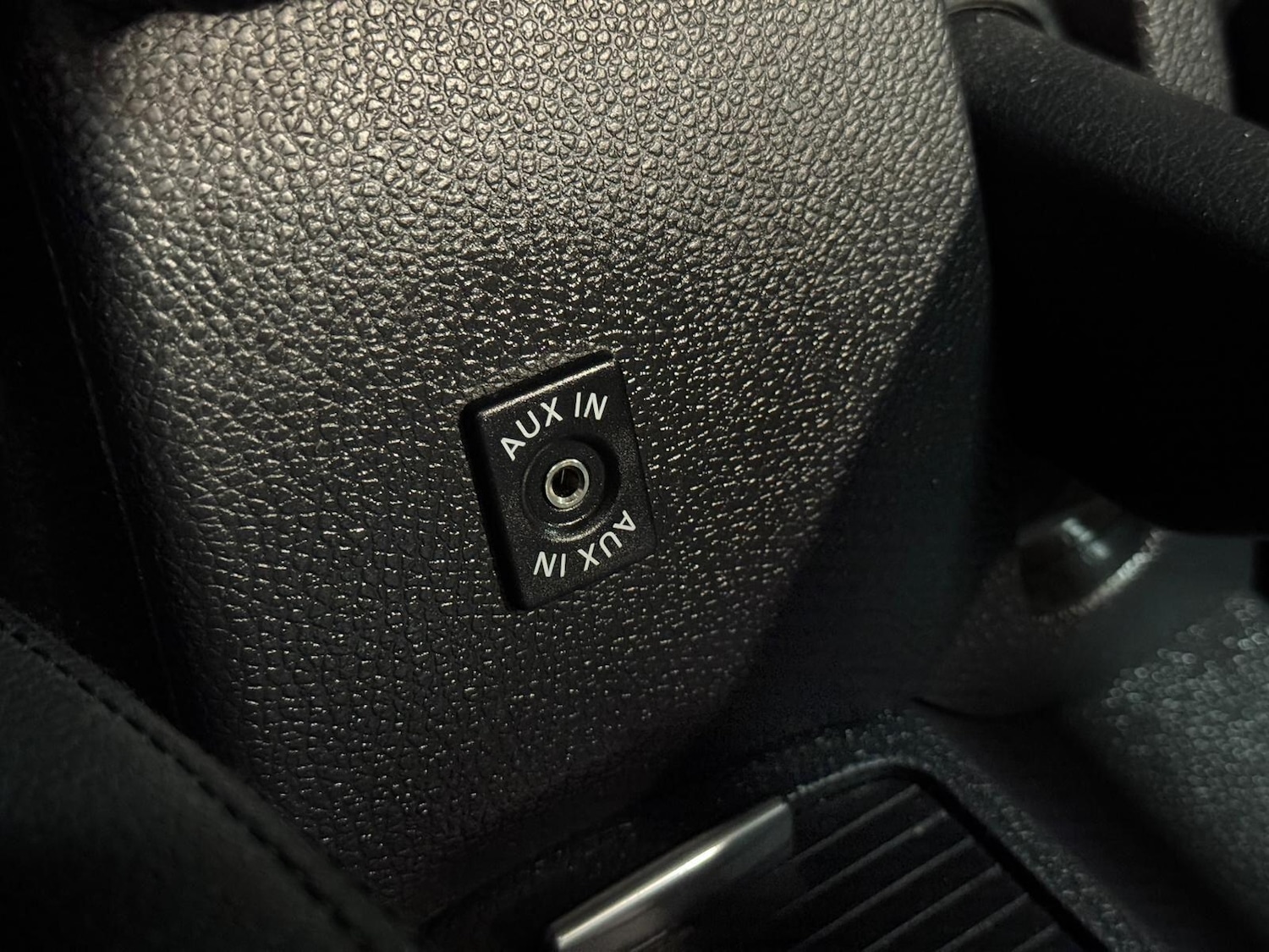 Used Volkswagen Golf 2012 for sale - 77291888: Photo 48