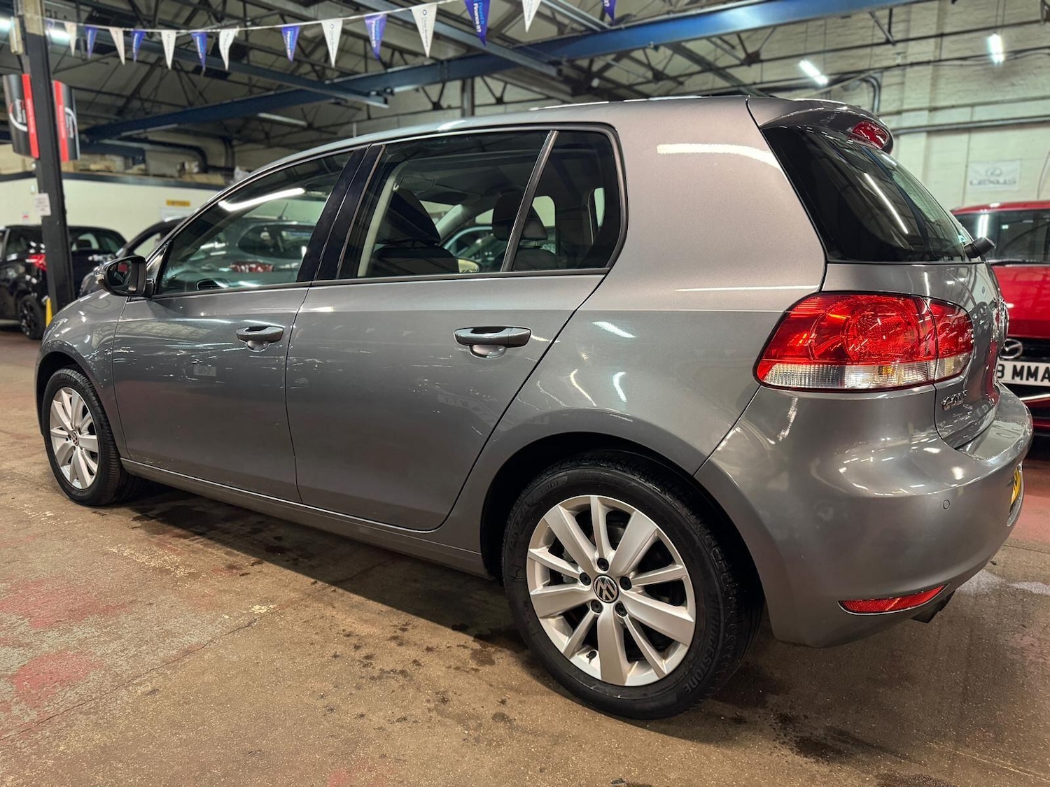 Used Volkswagen Golf 2012 for sale - 77291888: Photo 6