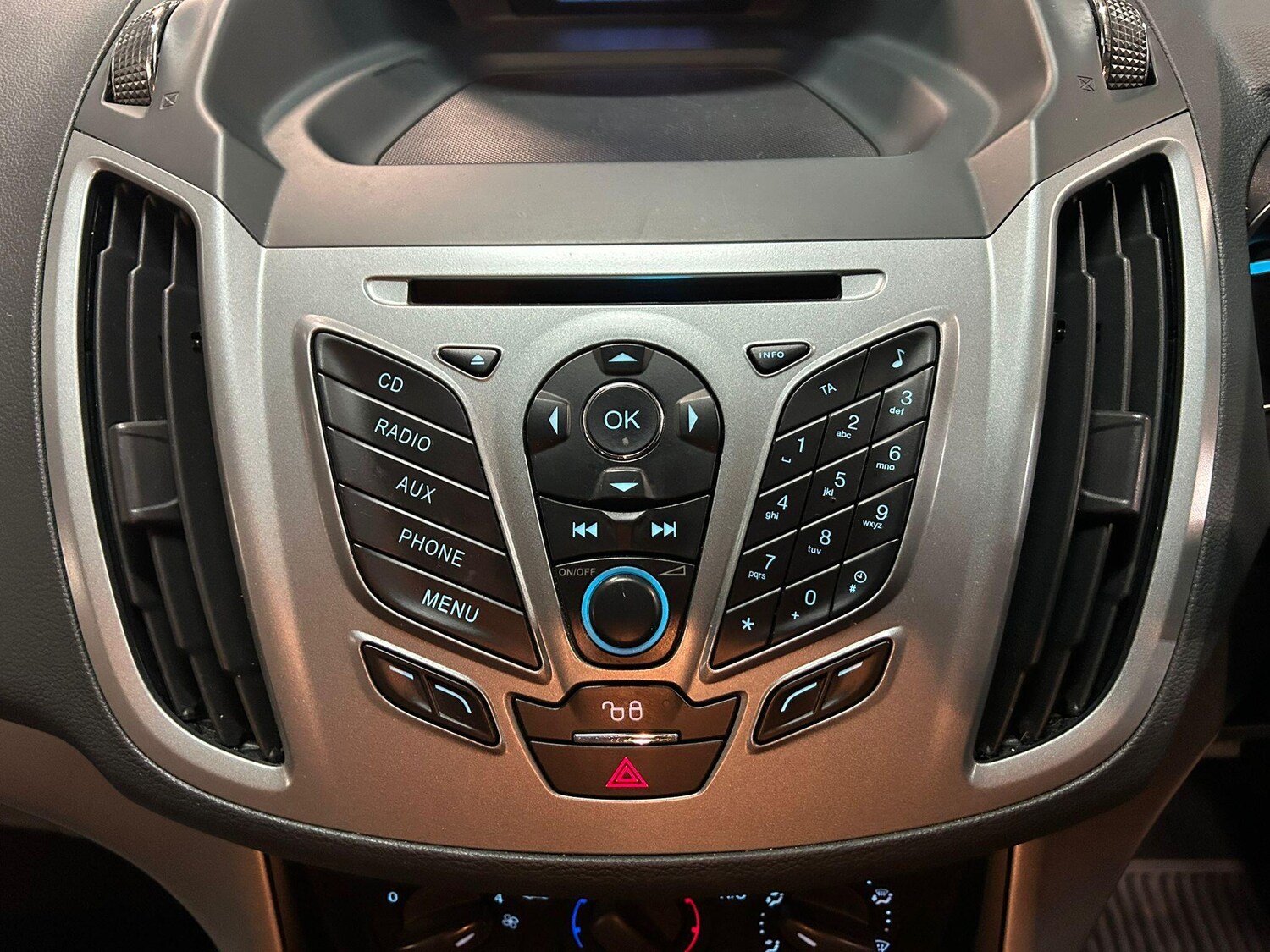 Used Ford C-Max 2013 for sale - 77637702: Photo 28