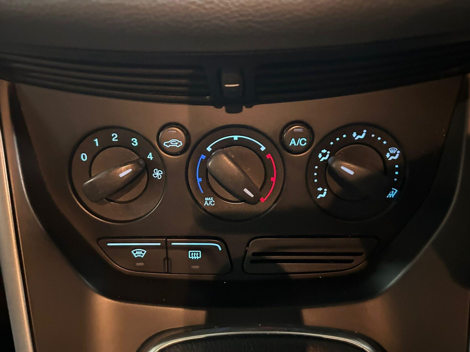 Used Ford C-Max 2013 for sale - 77637702: Photo 29