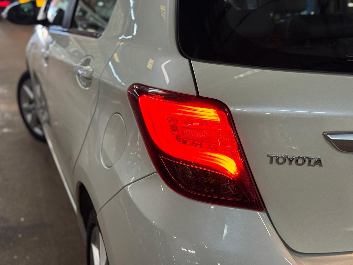 Used Toyota Yaris 2014 for sale - 76072757: Photo 17
