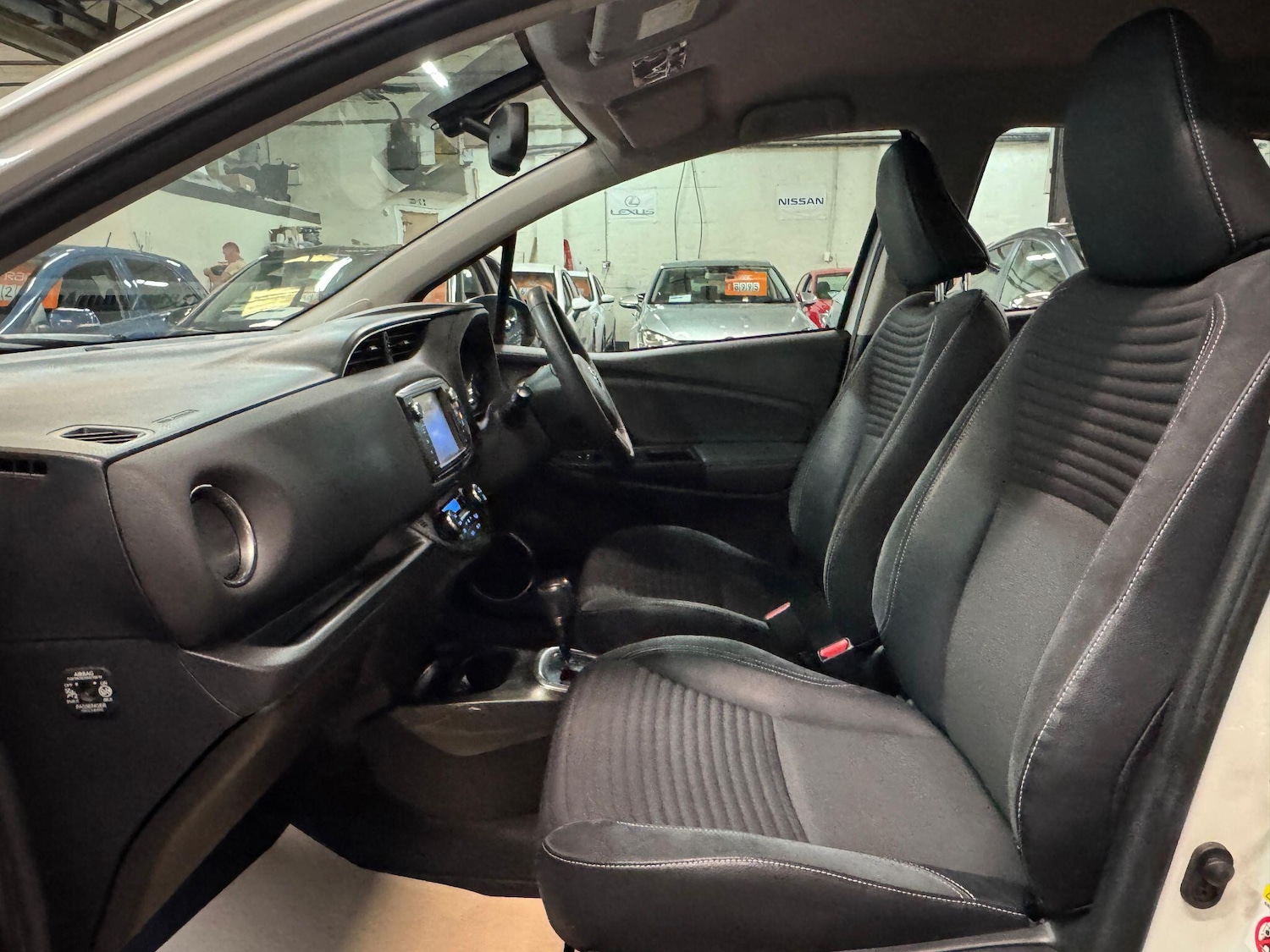 Used Toyota Yaris 2014 for sale - 76072757: Photo 23