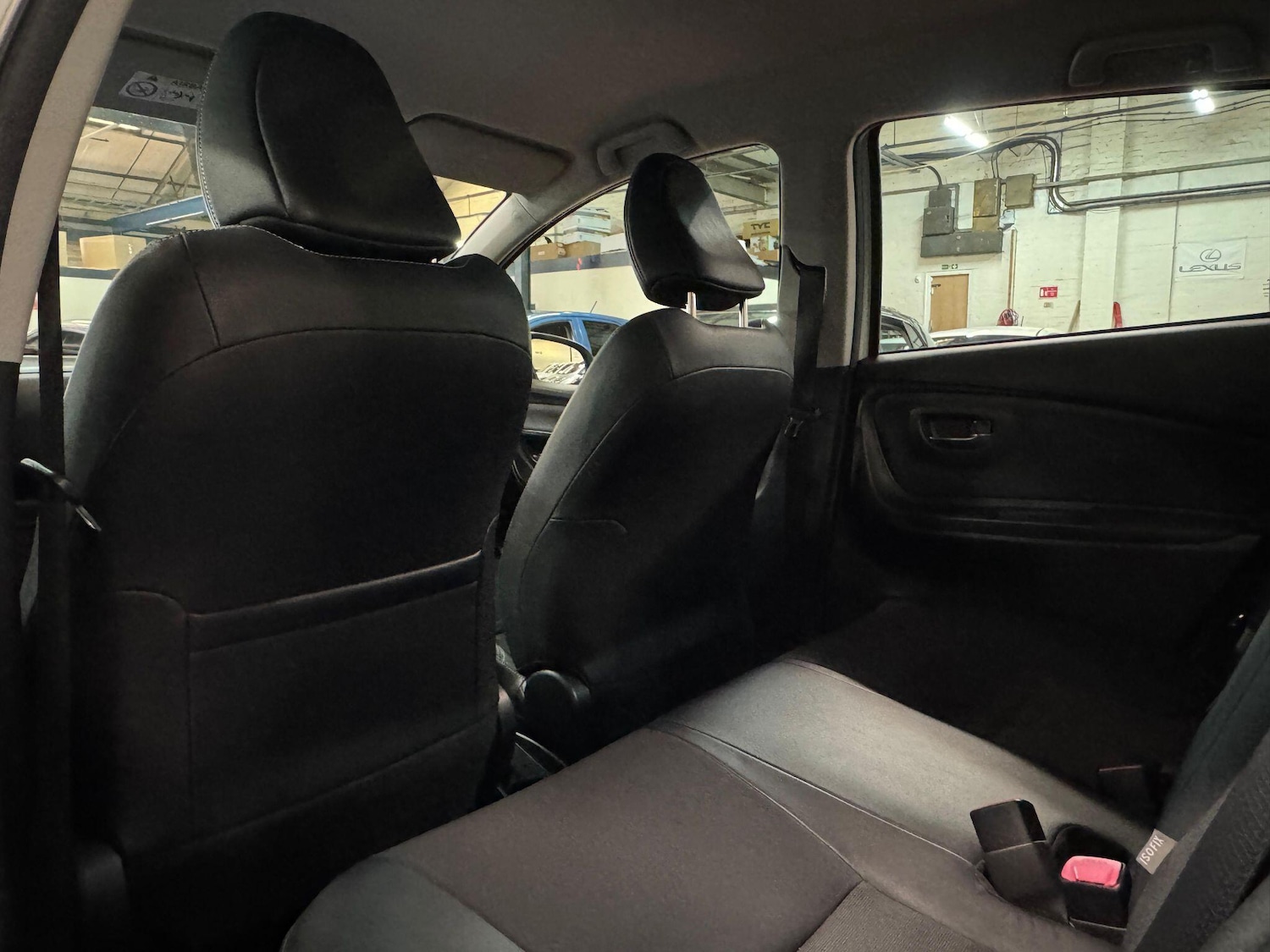 Used Toyota Yaris 2014 for sale - 76072757: Photo 31