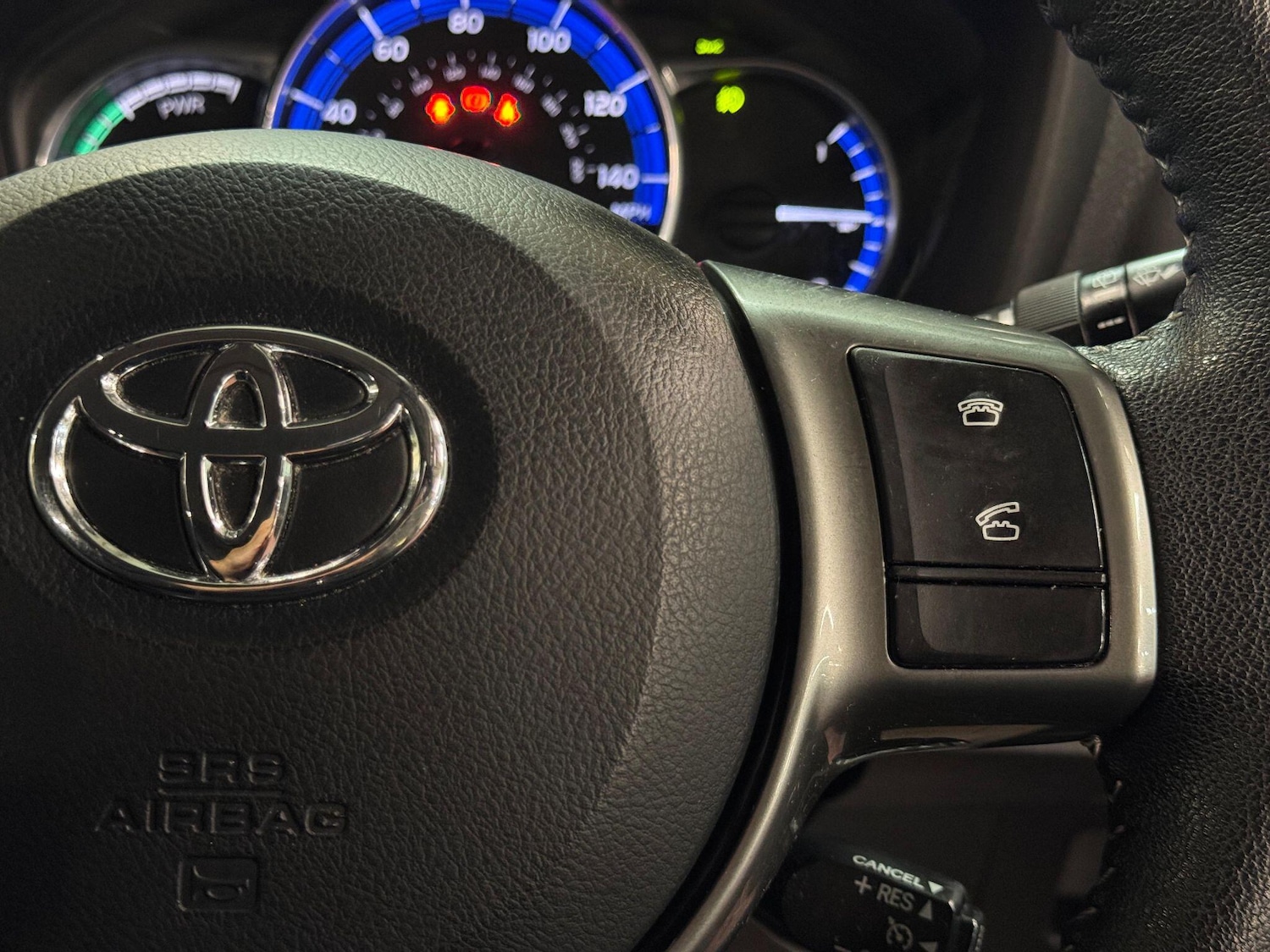 Used Toyota Yaris 2014 for sale - 76072757: Photo 38