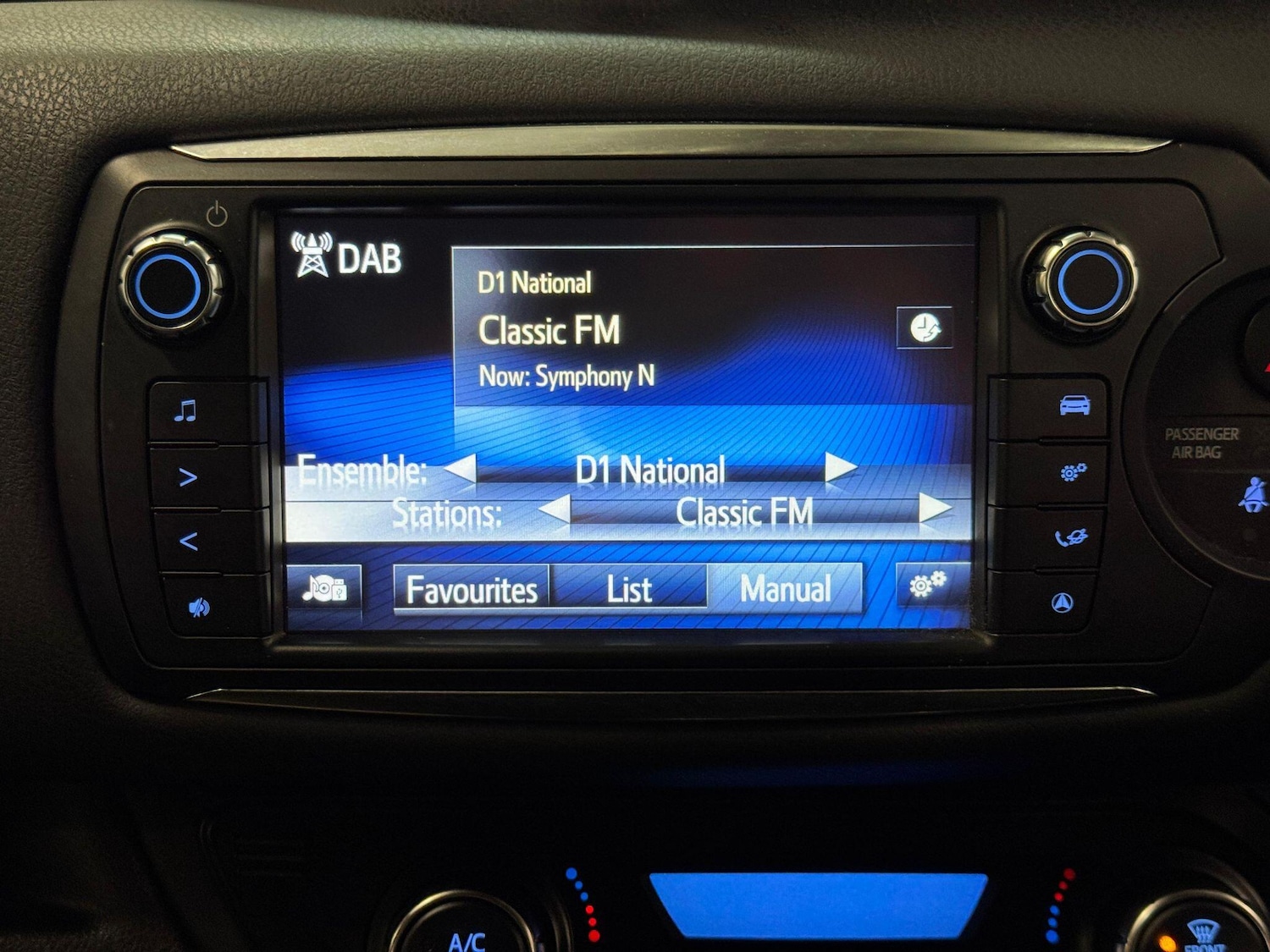 Used Toyota Yaris 2014 for sale - 76072757: Photo 42