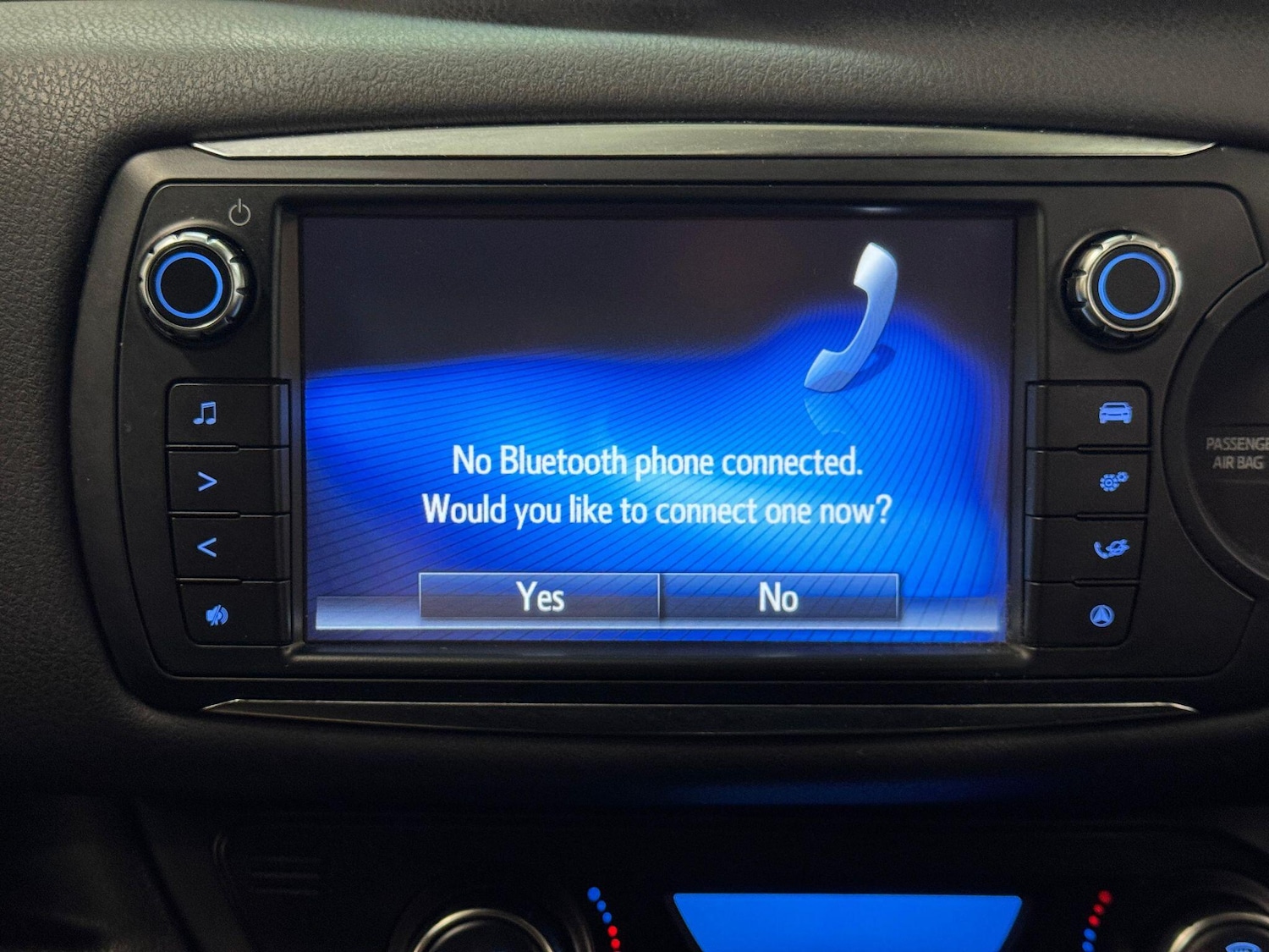 Used Toyota Yaris 2014 for sale - 76072757: Photo 43