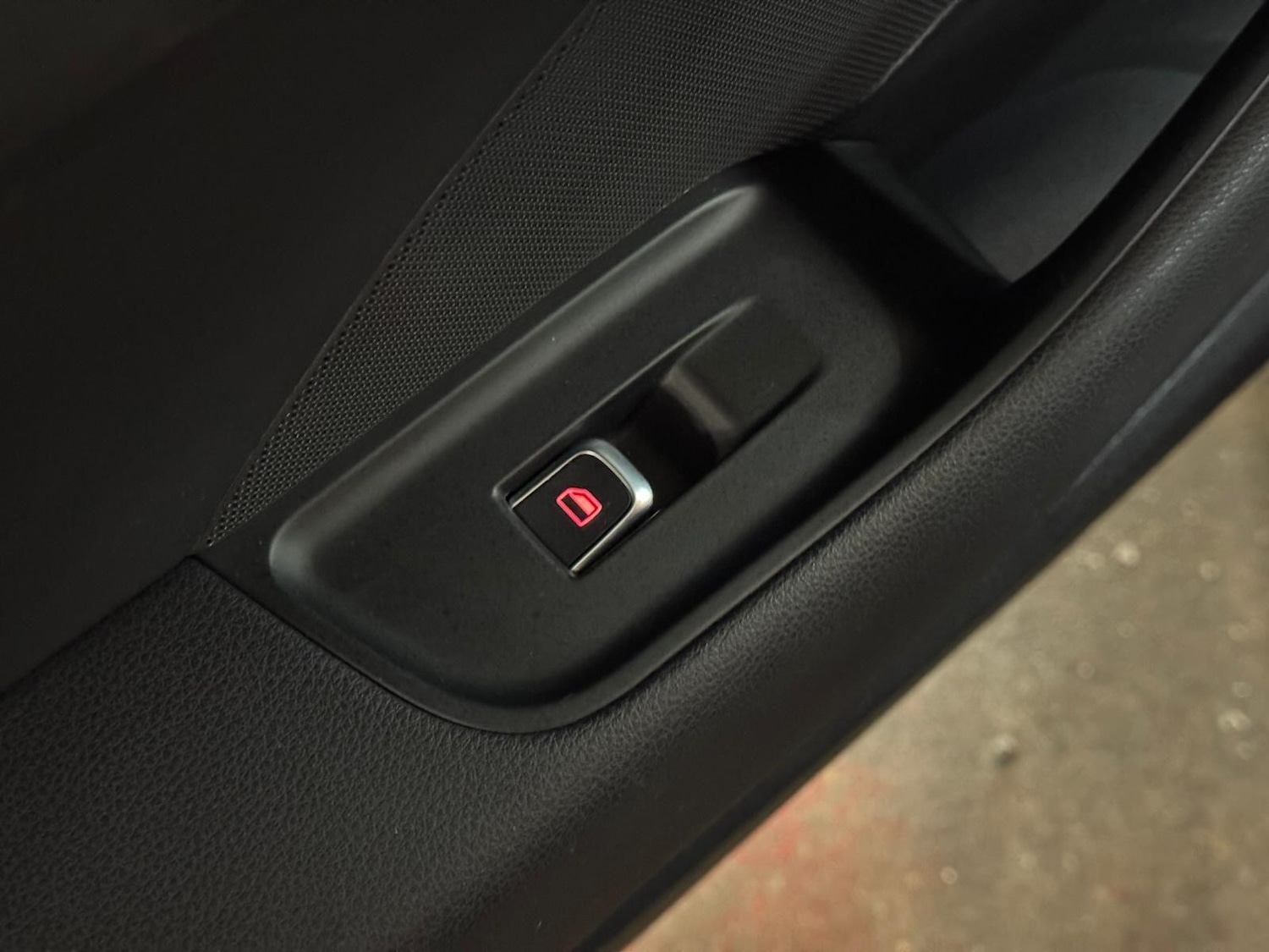 Used Audi A3 2015 for sale - 78086890: Photo 37