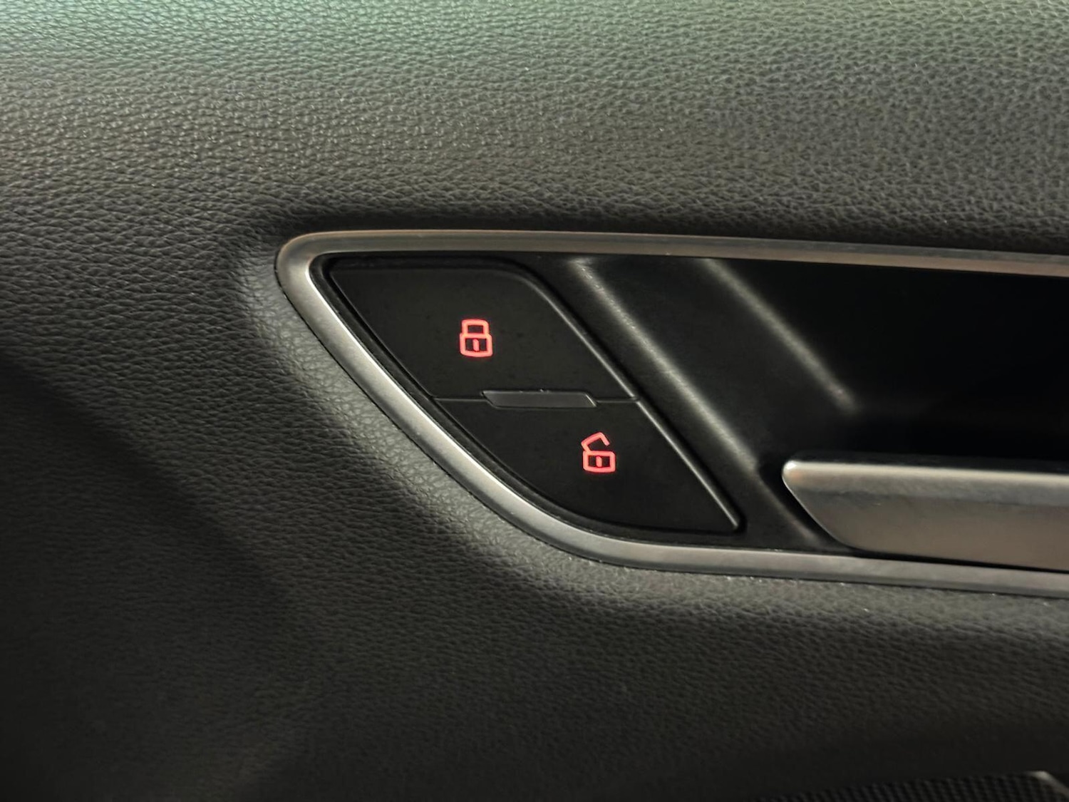 Used Audi A3 2015 for sale - 78086890: Photo 40