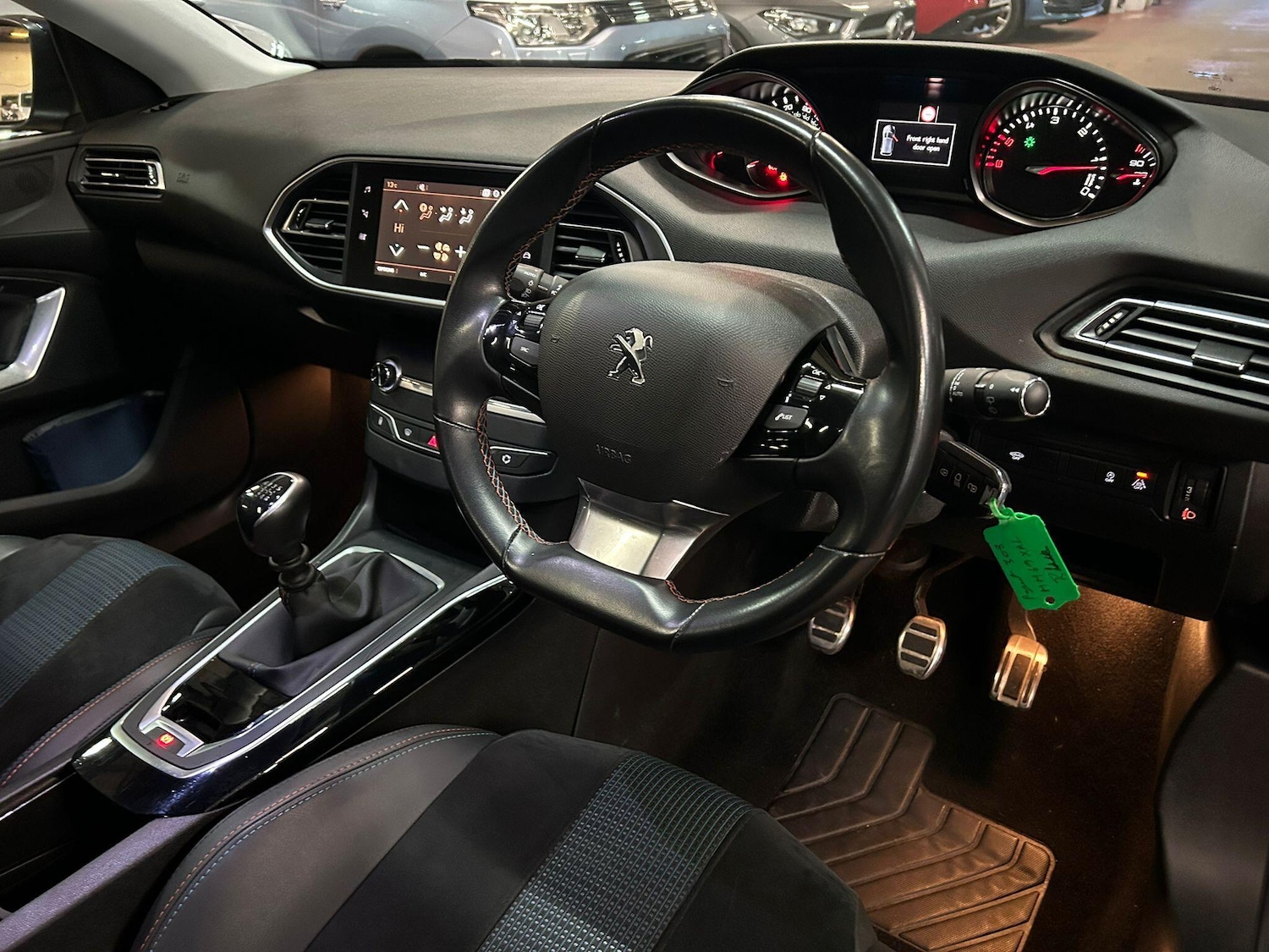 Used Peugeot 308 2019 for sale - 76440857: Photo 15