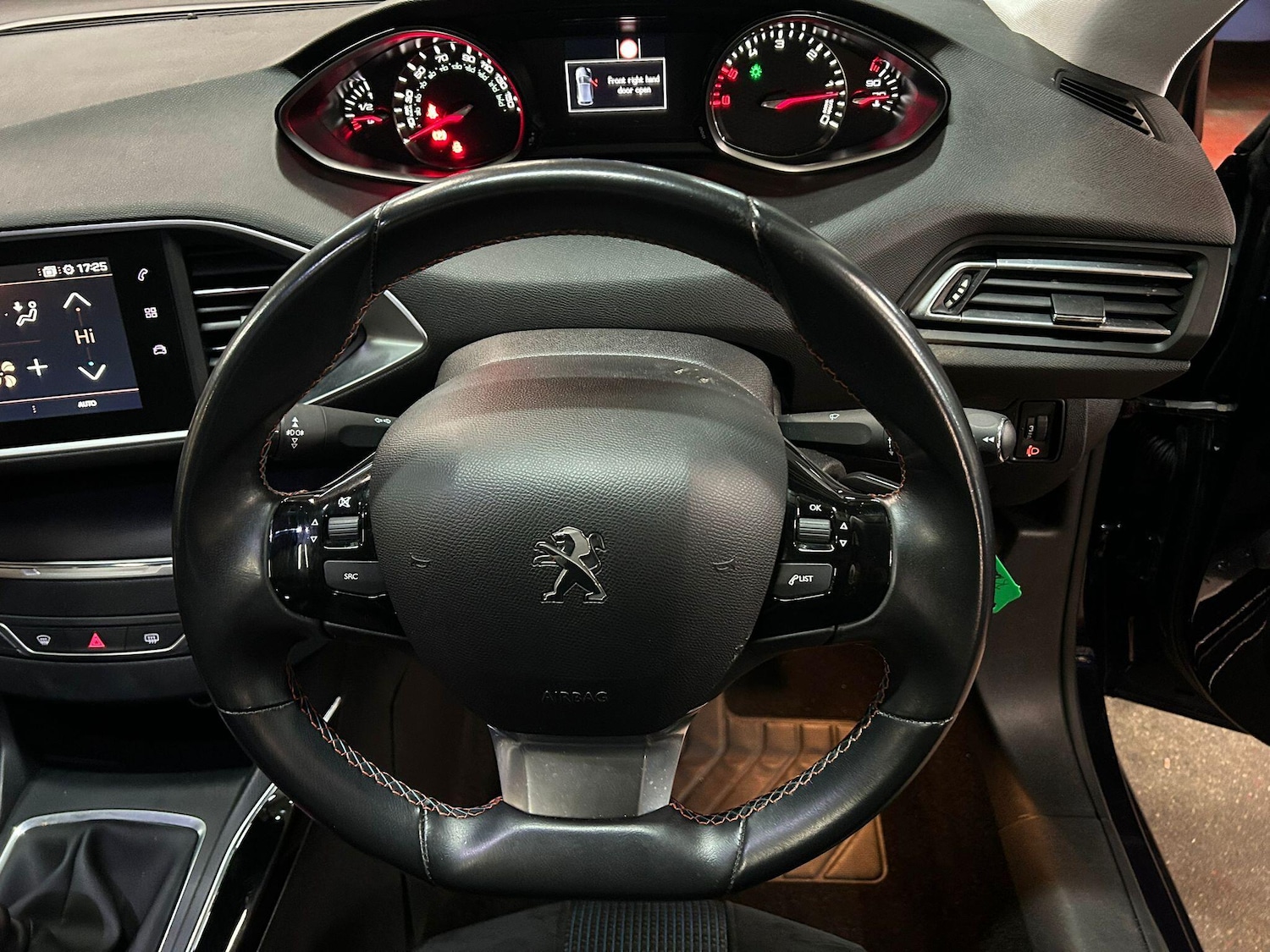 Used Peugeot 308 2019 for sale - 76440857: Photo 35