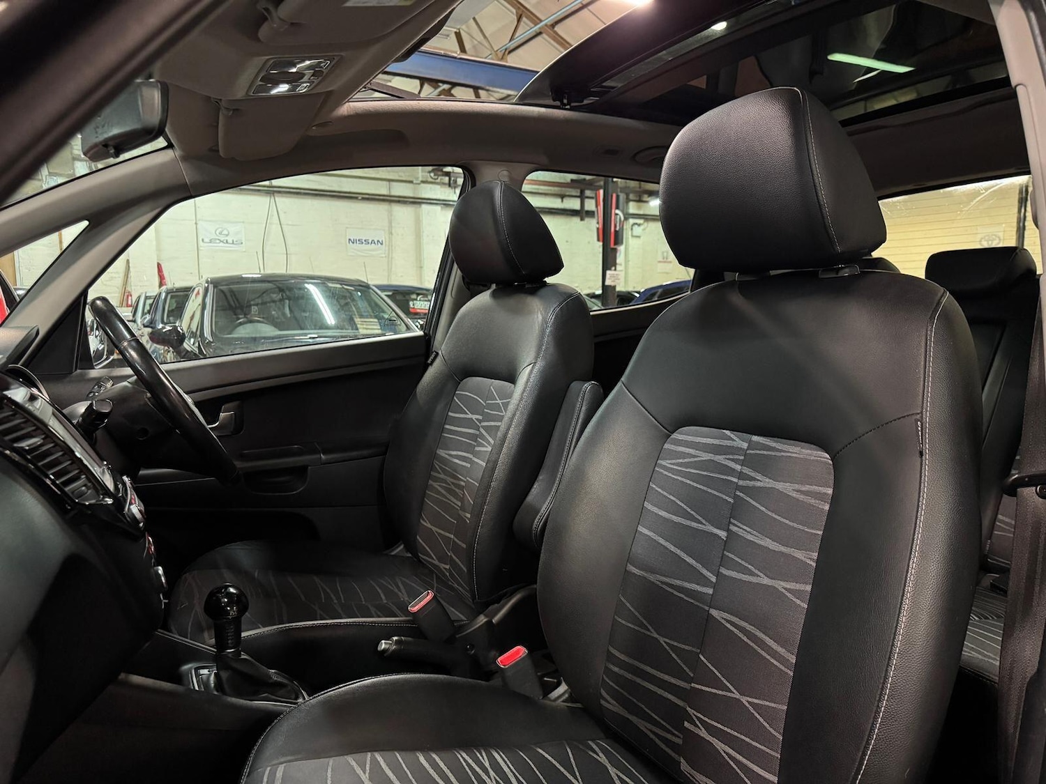 Used Kia Venga 2017 for sale - 77537698: Photo 23