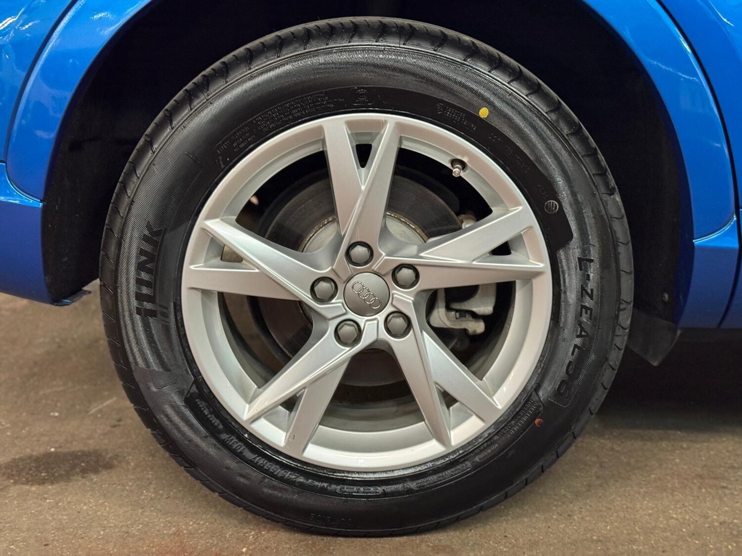 Used Audi Q3 for sale - 77908930: Photo 17