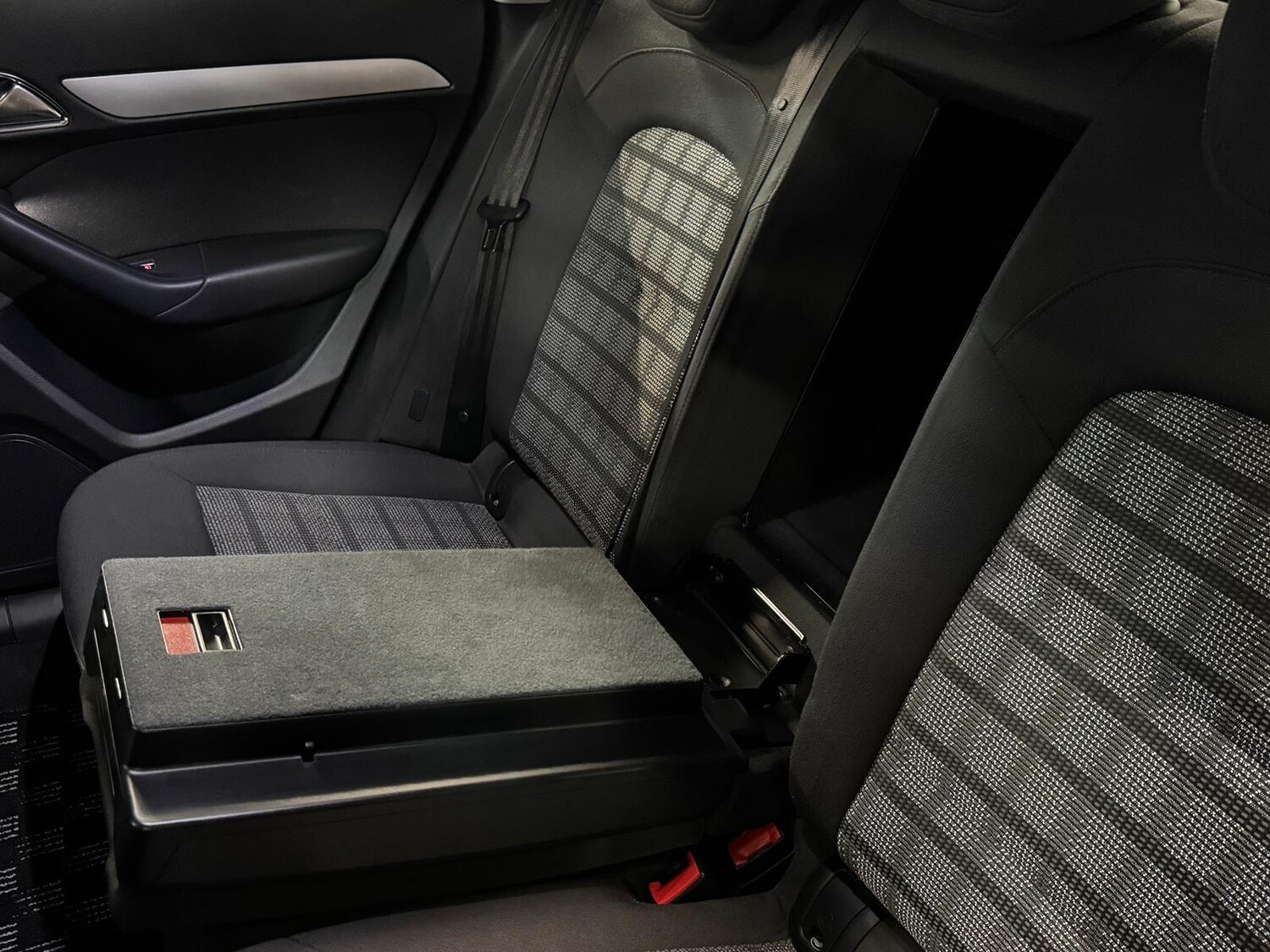 Used Audi Q3 for sale - 77908930: Photo 30