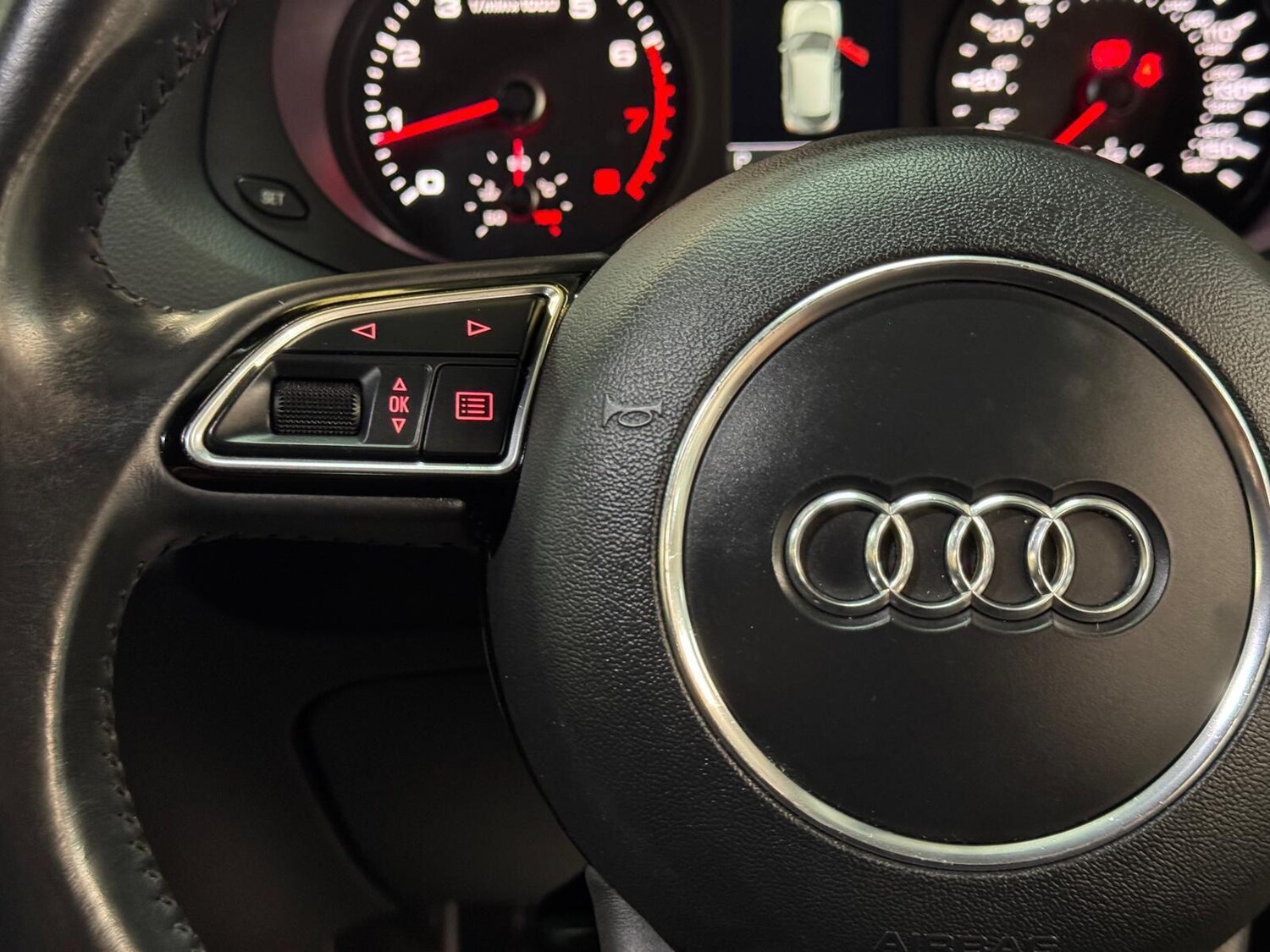 Used Audi Q3 for sale - 77908930: Photo 37