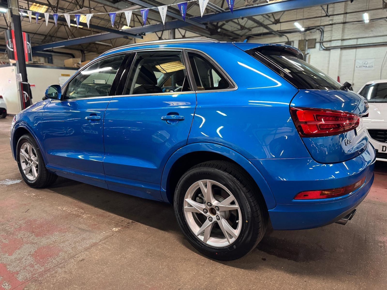 Used Audi Q3 for sale - 77908930: Photo 4