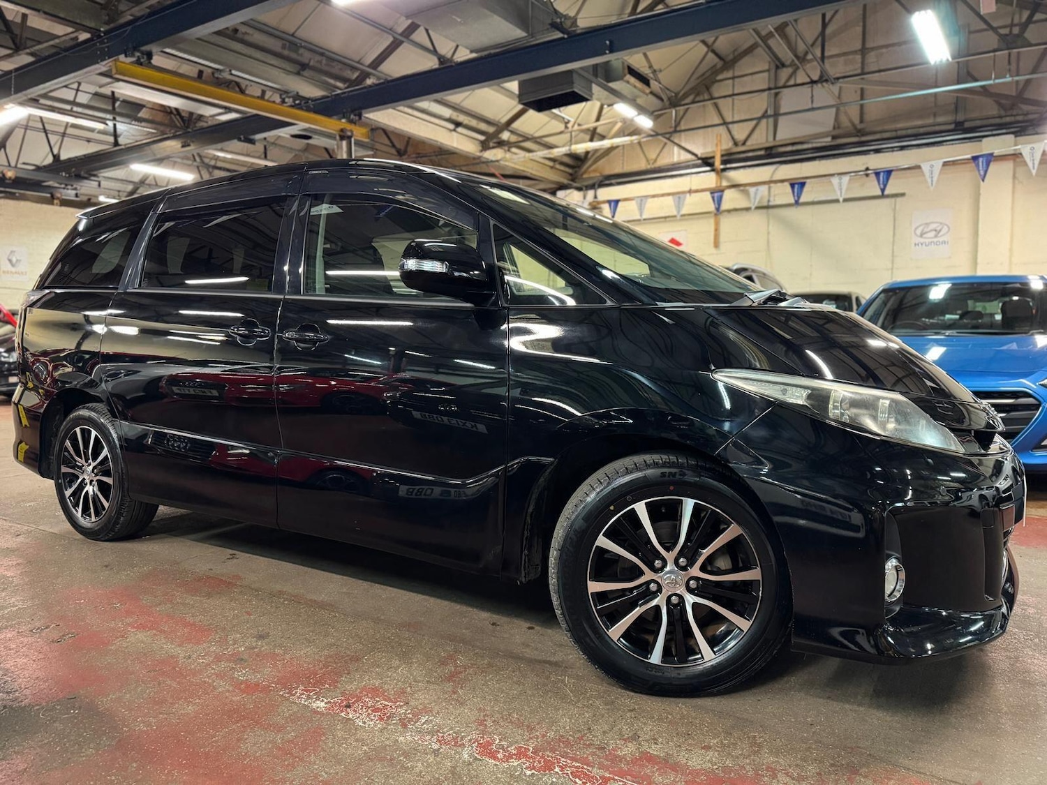 Used Toyota Estima for sale - 77029533: Photo 18