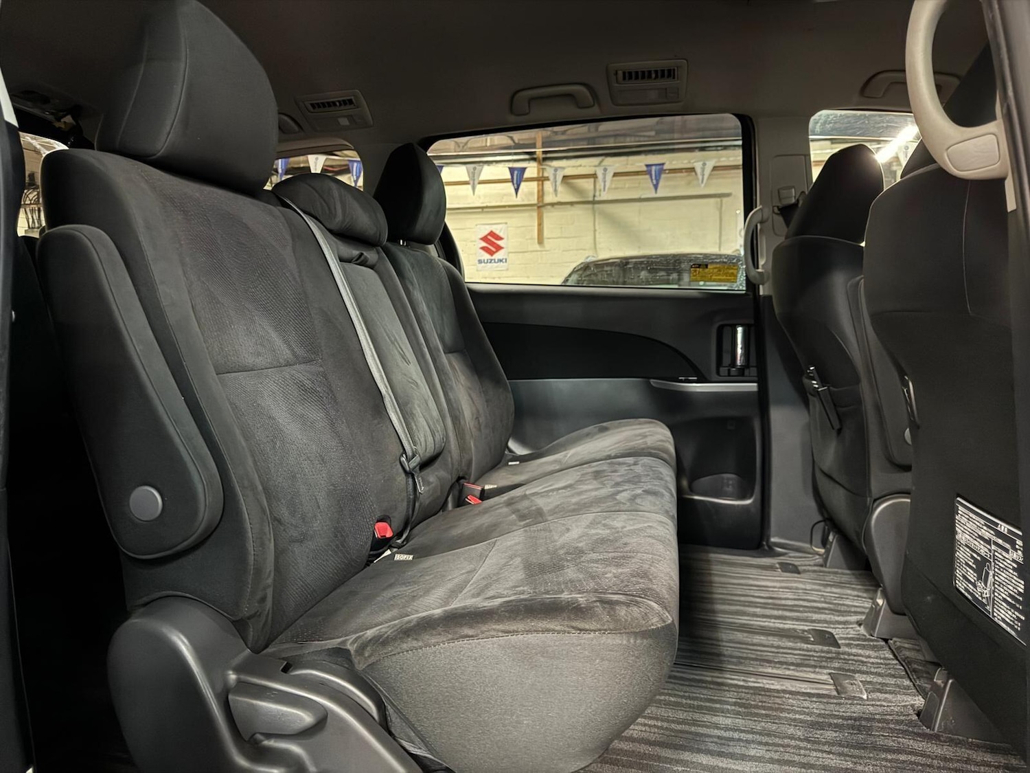 Used Toyota Estima for sale - 77029533: Photo 25